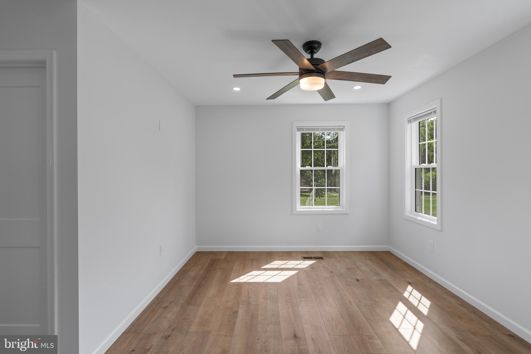 HULMEVILLE TERR - Residential