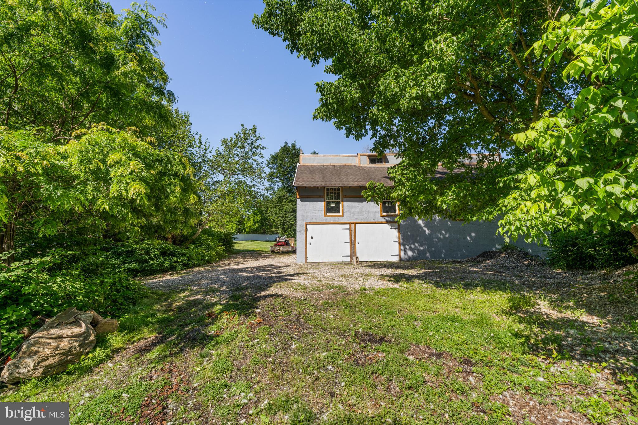 HULMEVILLE TERR - Residential