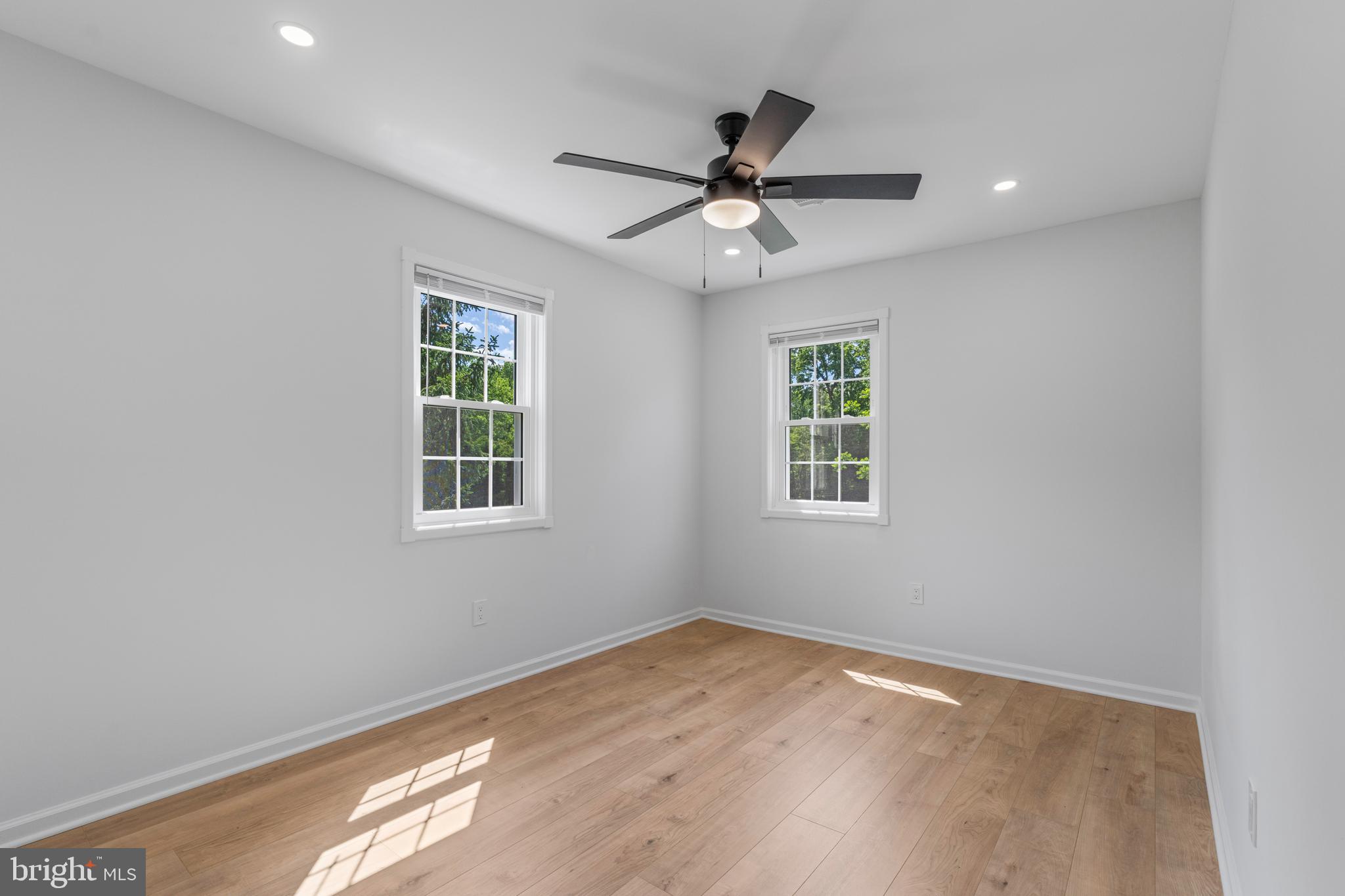 HULMEVILLE TERR - Residential