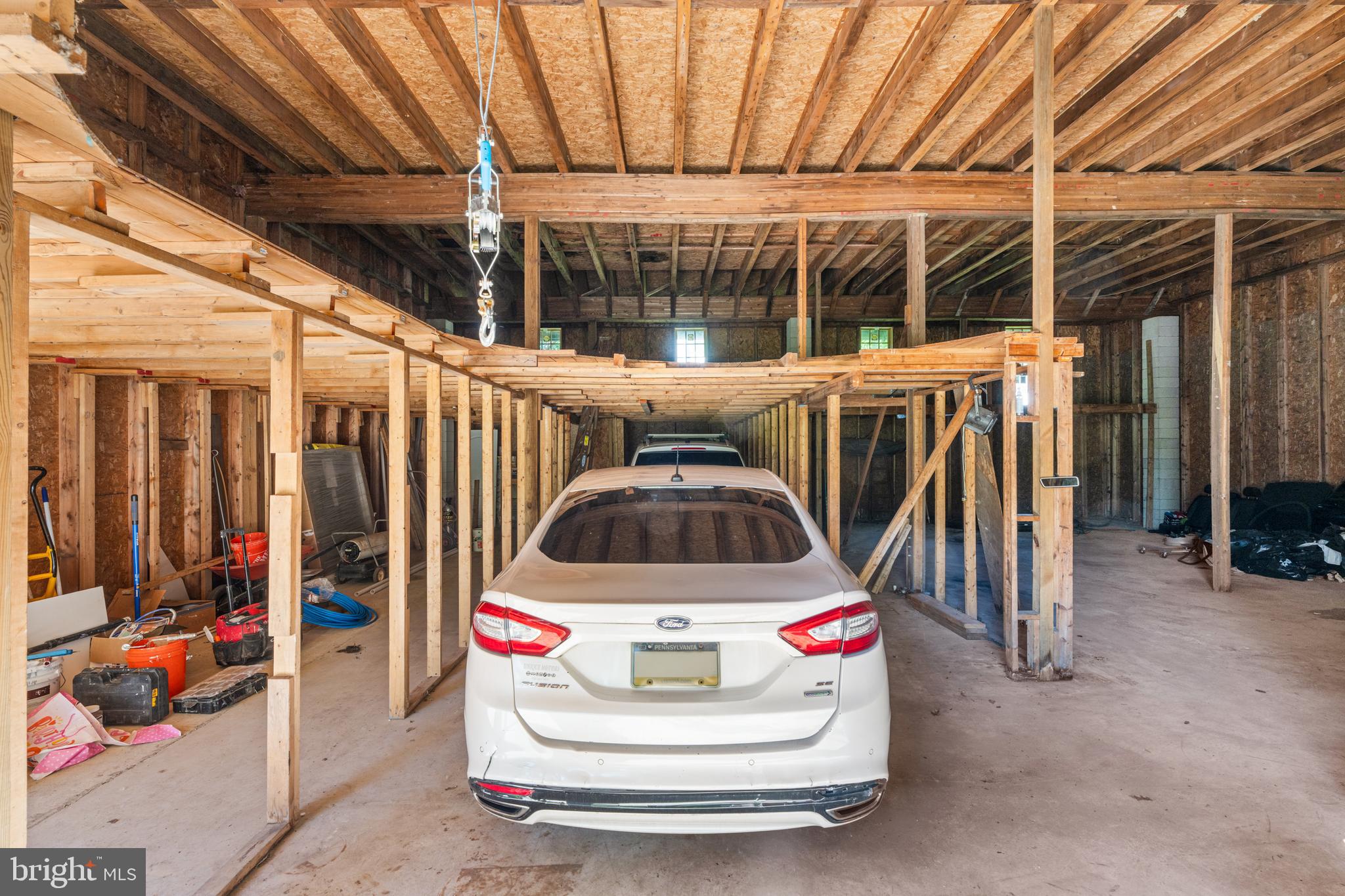 HULMEVILLE TERR - Residential