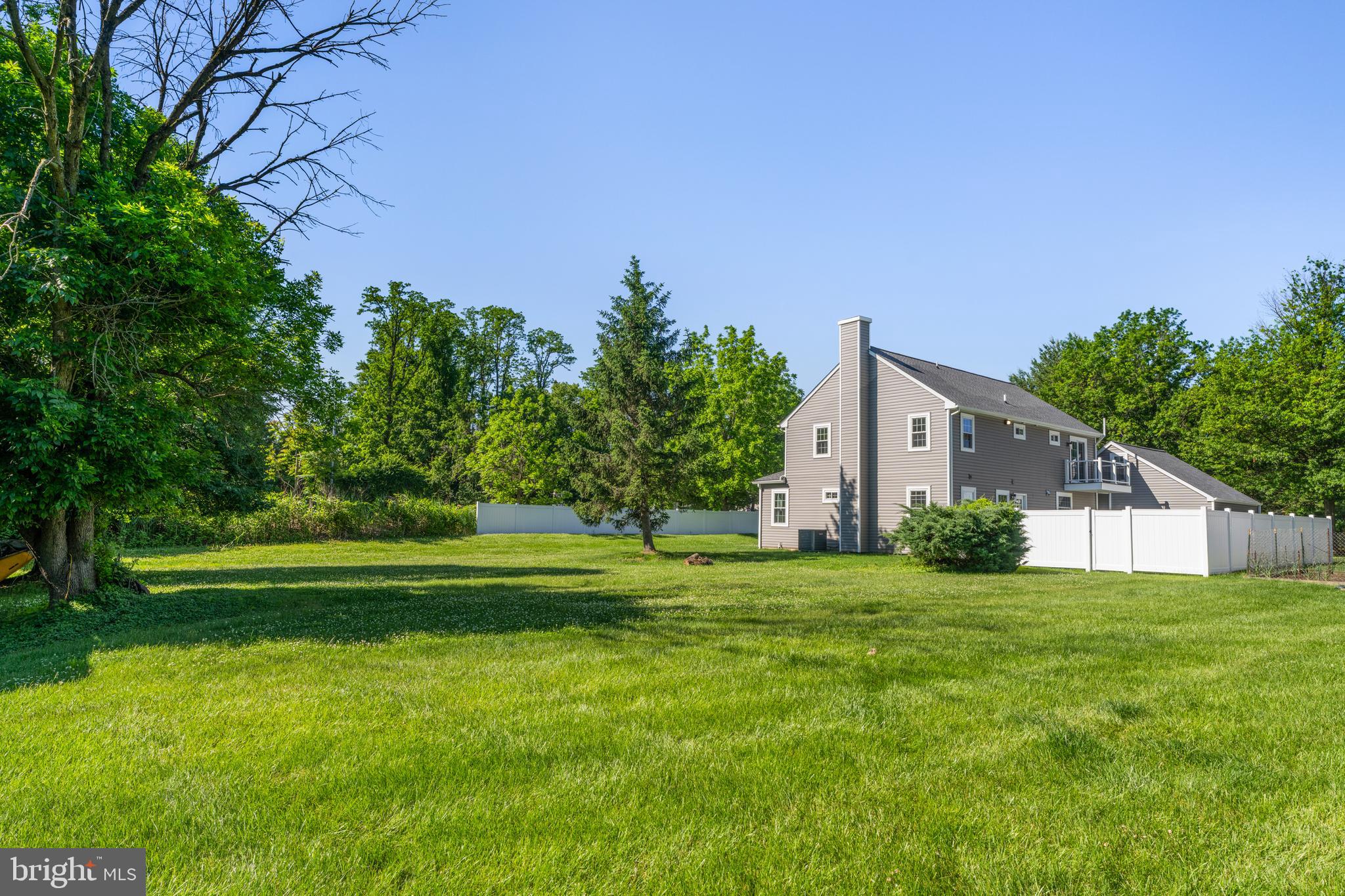 HULMEVILLE TERR - Residential