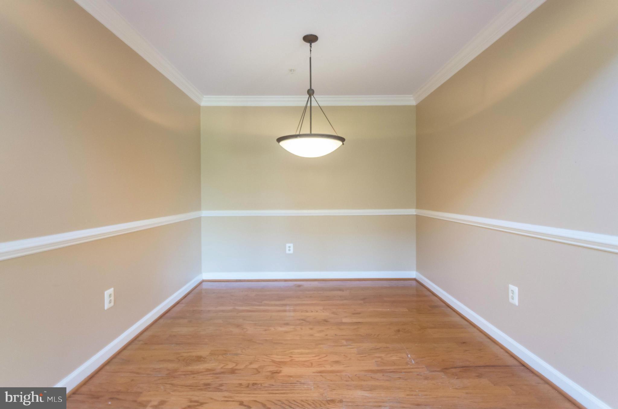 FALLS GABLE - Residential Lease