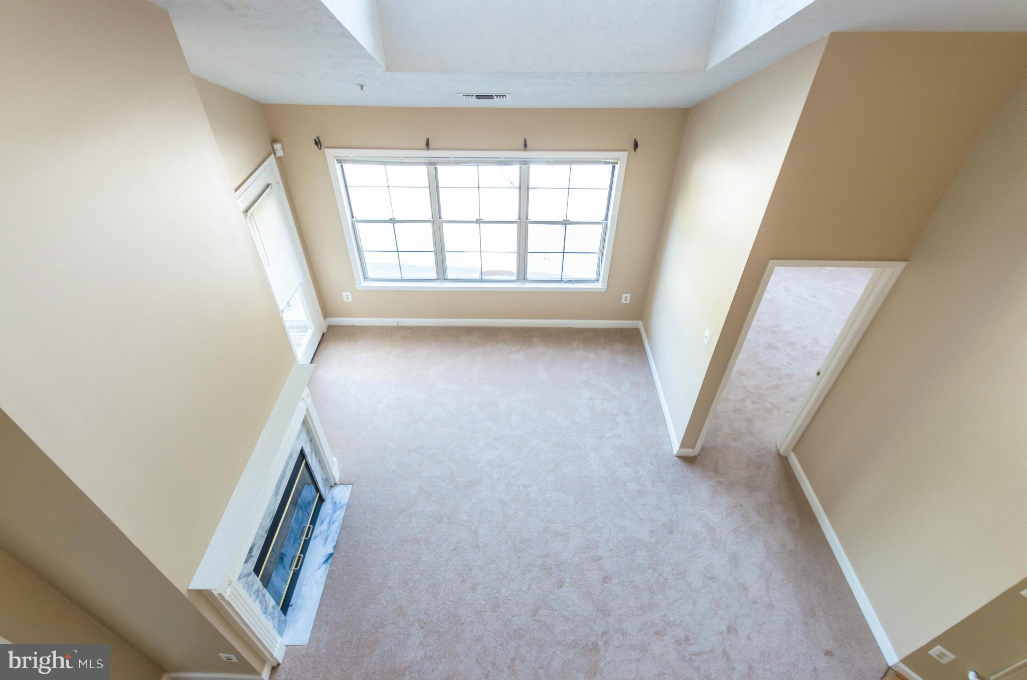 FALLS GABLE - Residential Lease