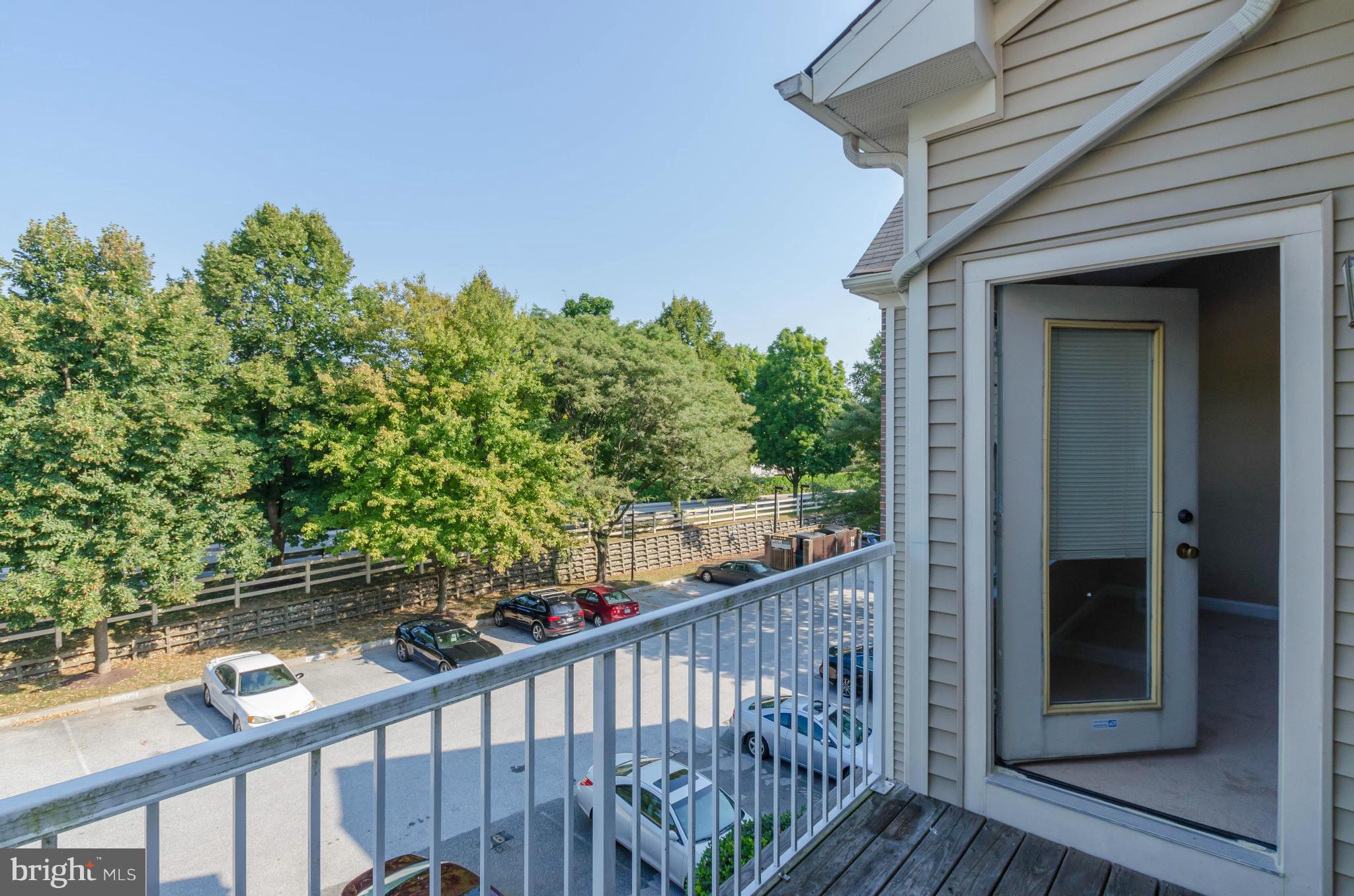 FALLS GABLE - Residential Lease