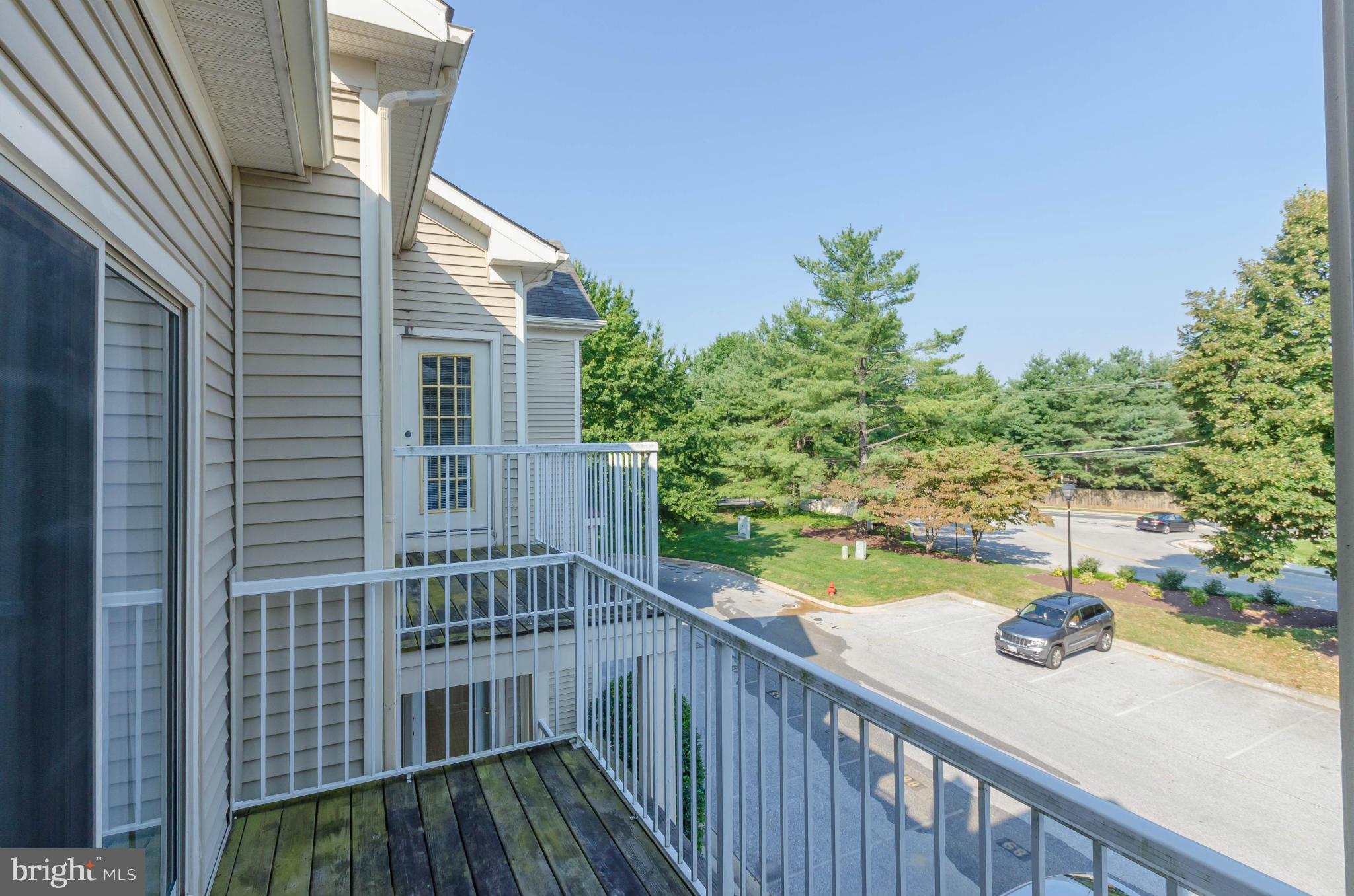 FALLS GABLE - Residential Lease