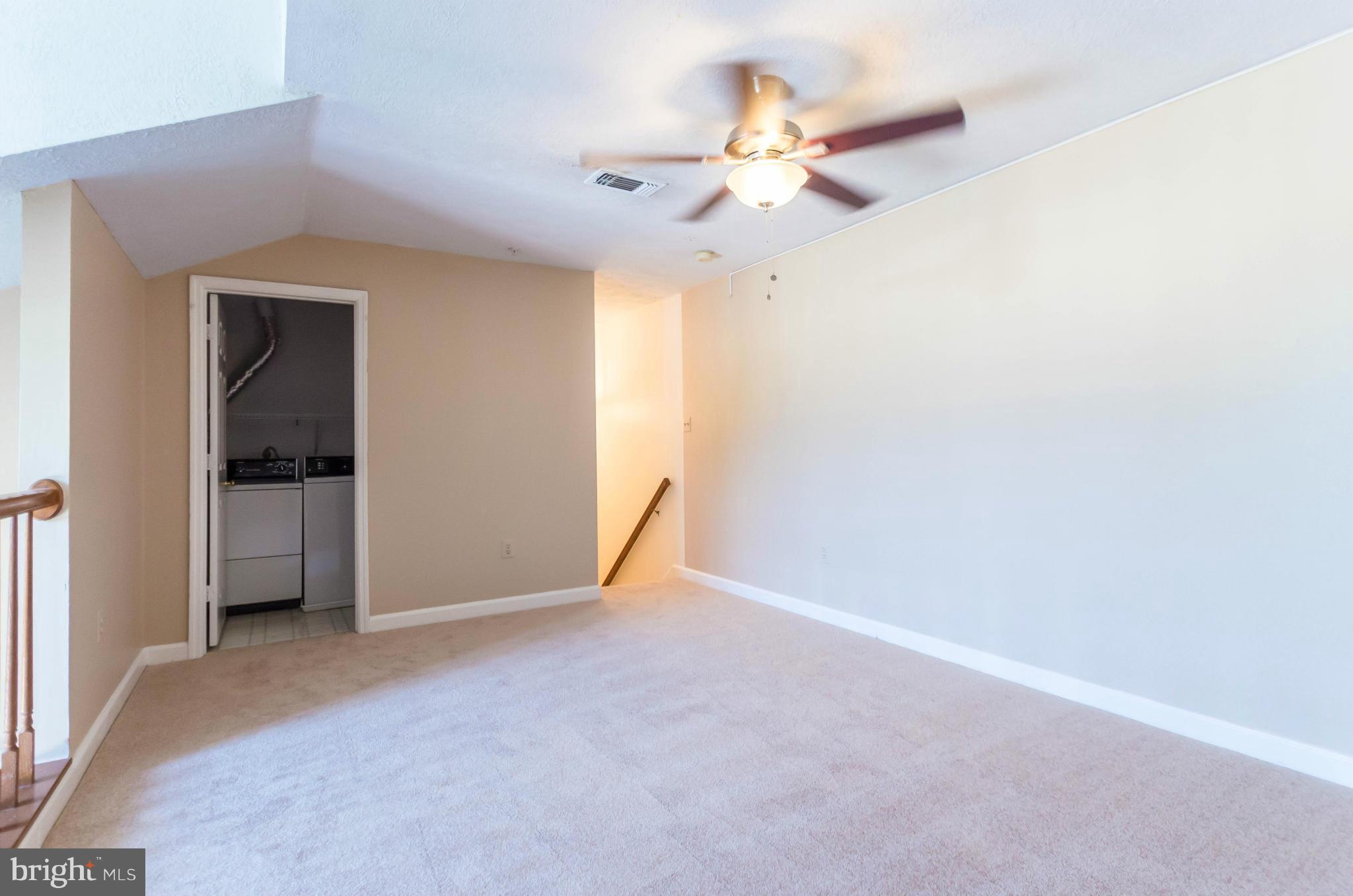 FALLS GABLE - Residential Lease