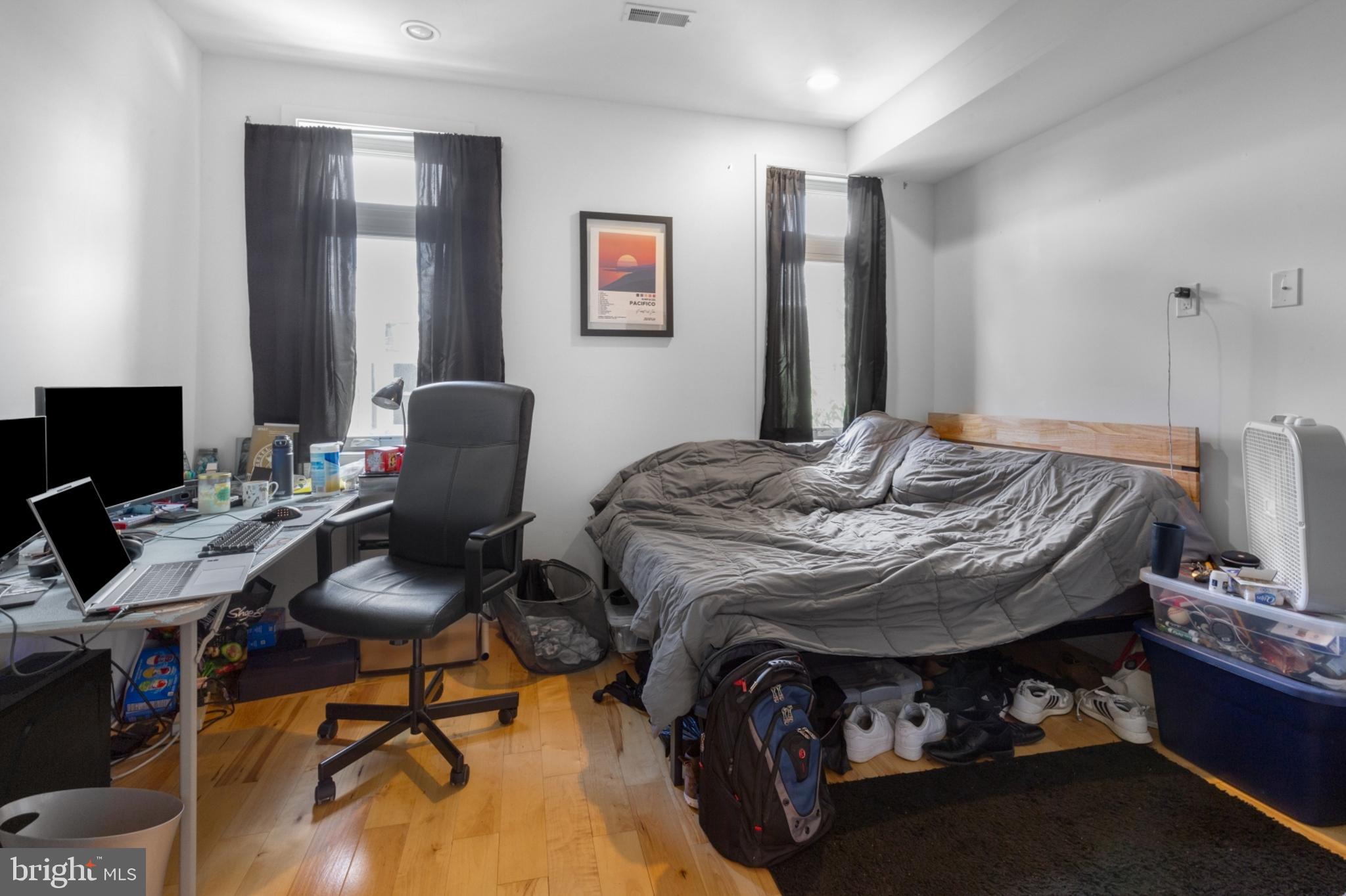 POINT BREEZE - Residential Lease