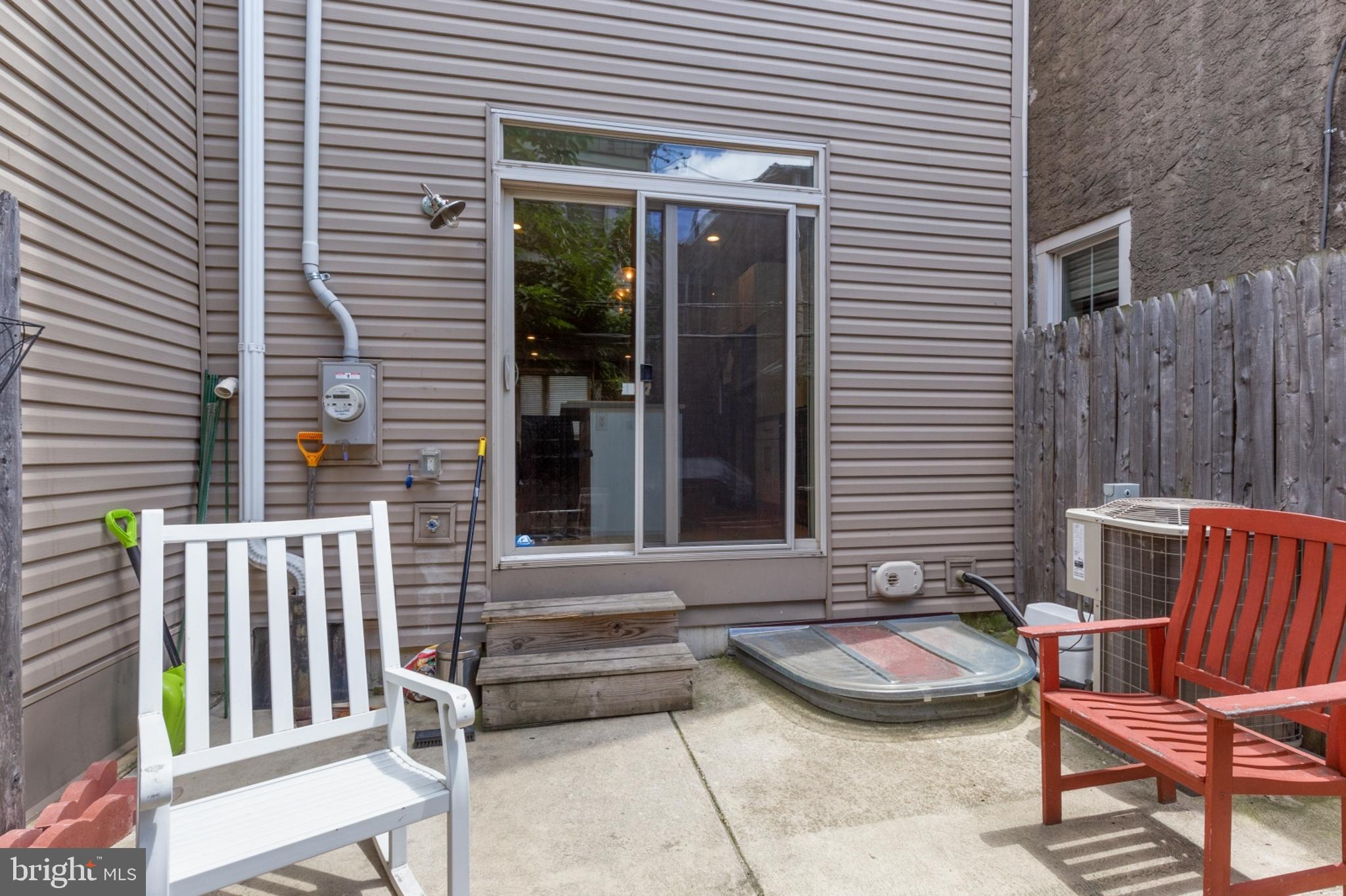 POINT BREEZE - Residential Lease