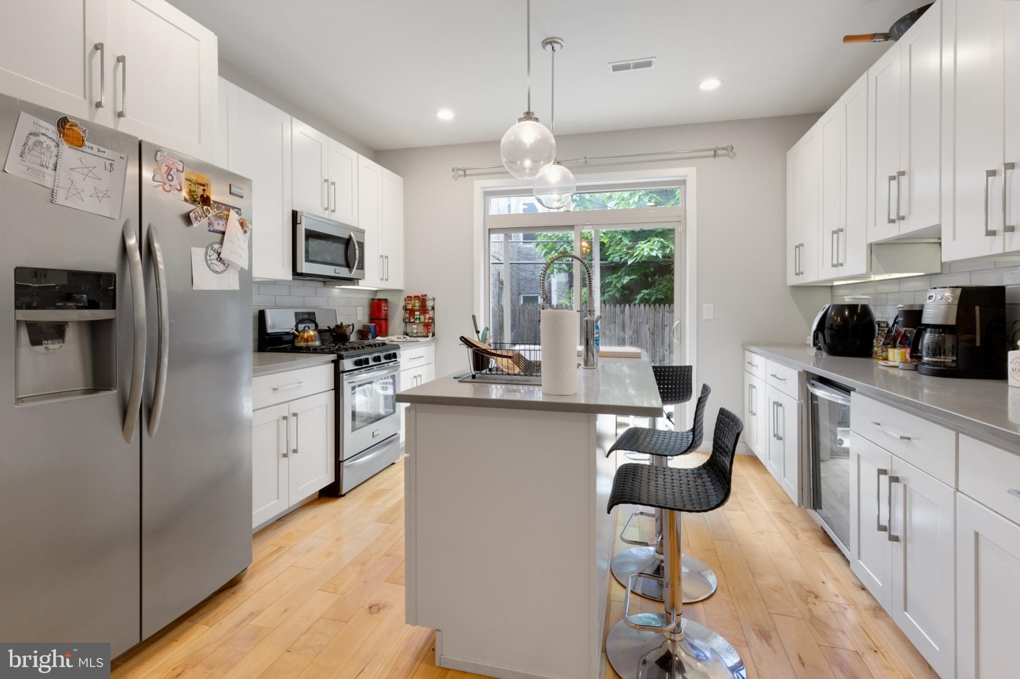 POINT BREEZE - Residential Lease