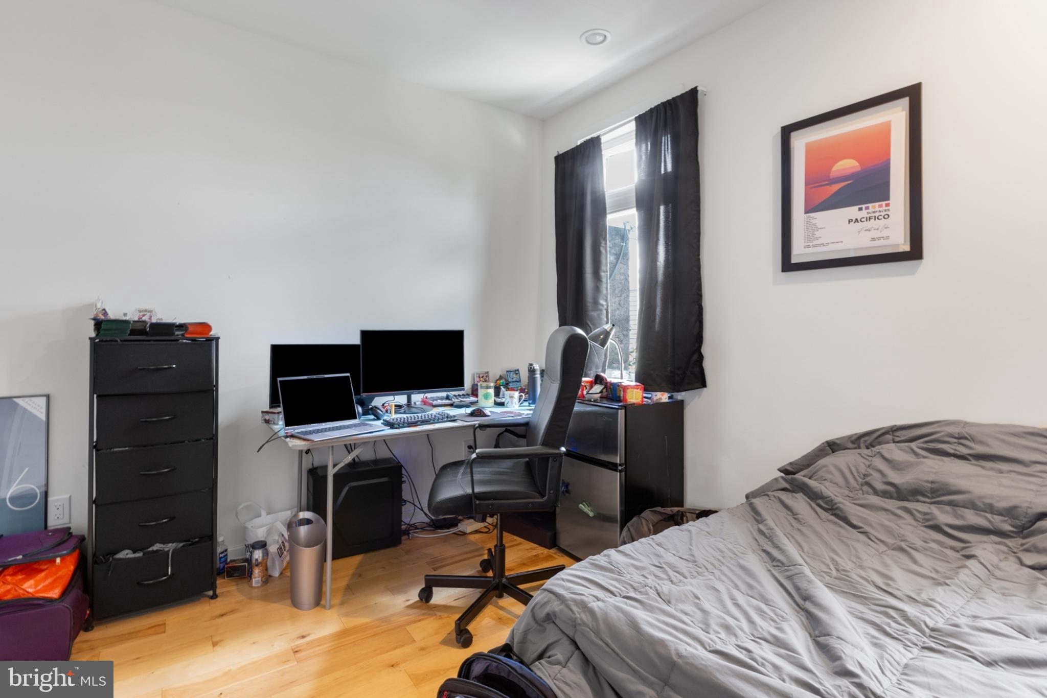 POINT BREEZE - Residential Lease