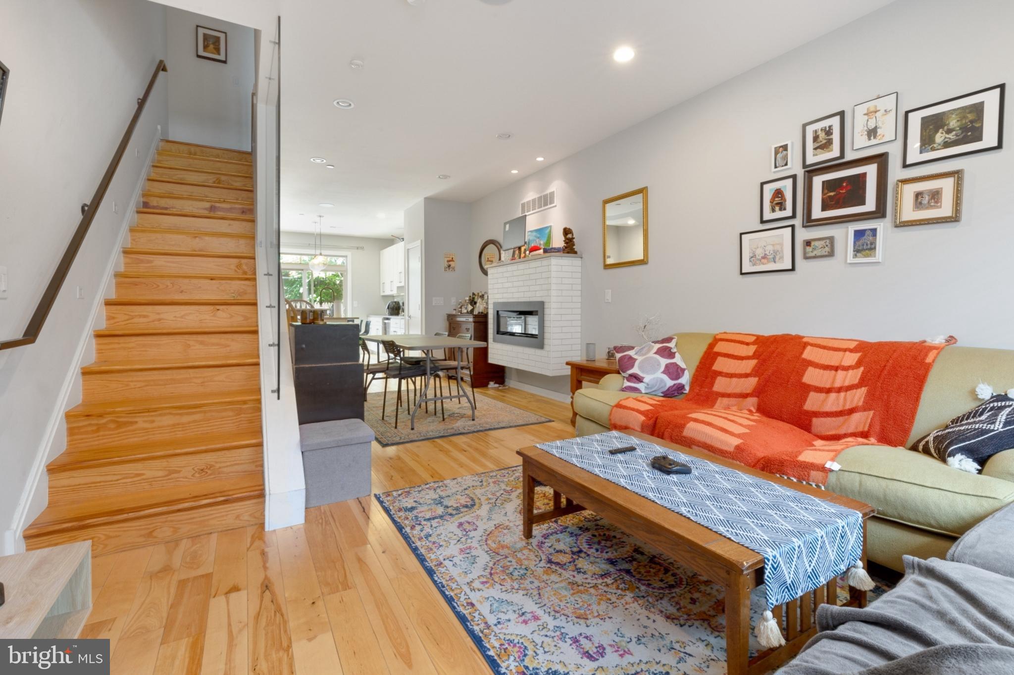 POINT BREEZE - Residential Lease