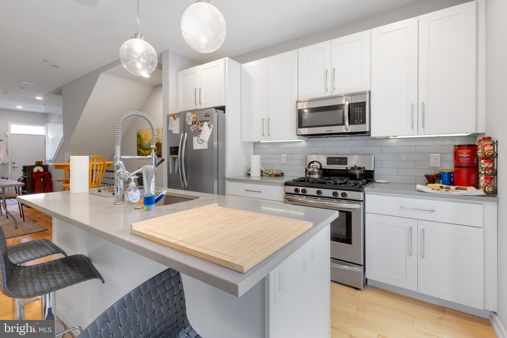 POINT BREEZE - Residential Lease