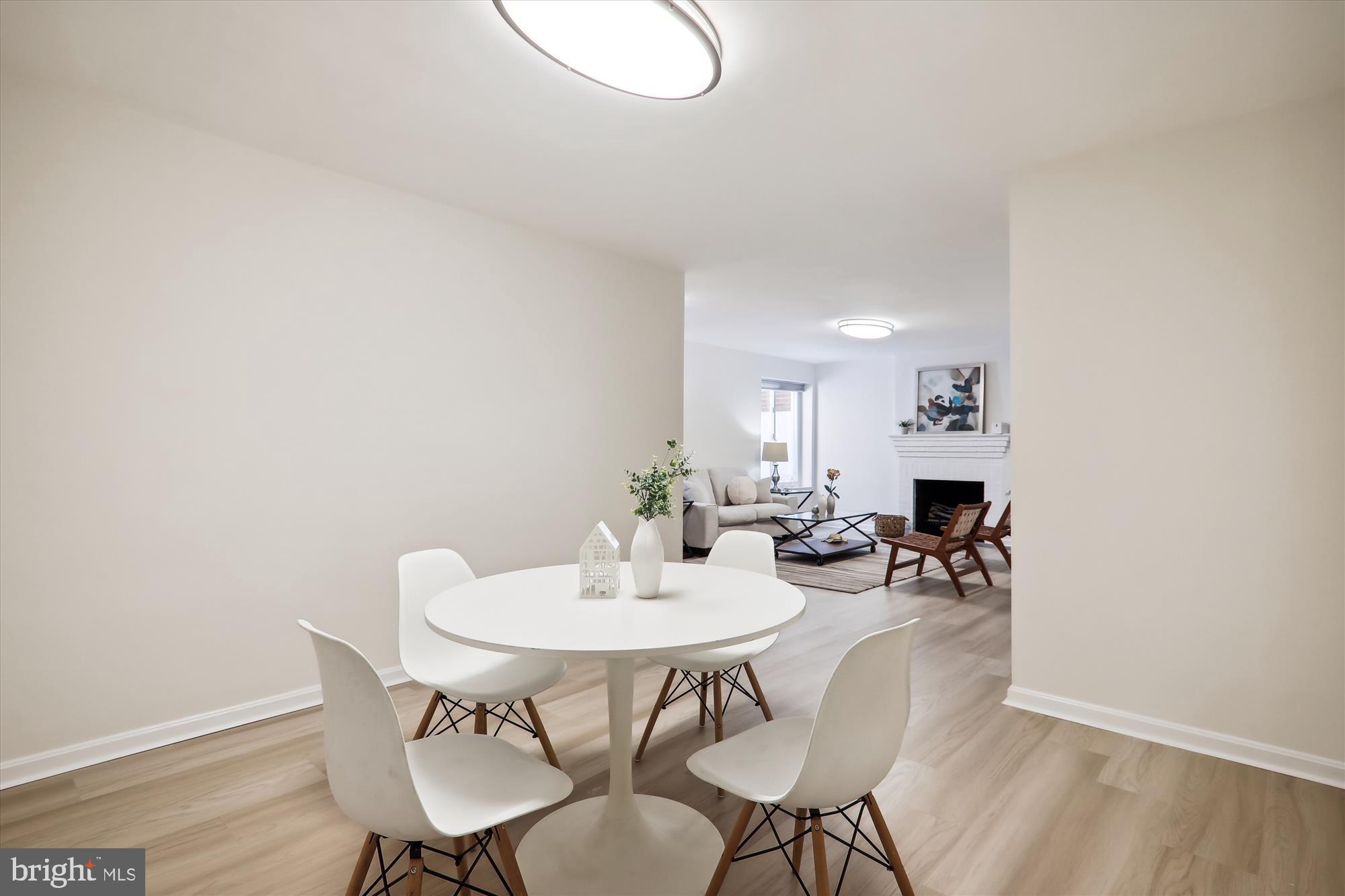 WOODSIDE PARK - Residential