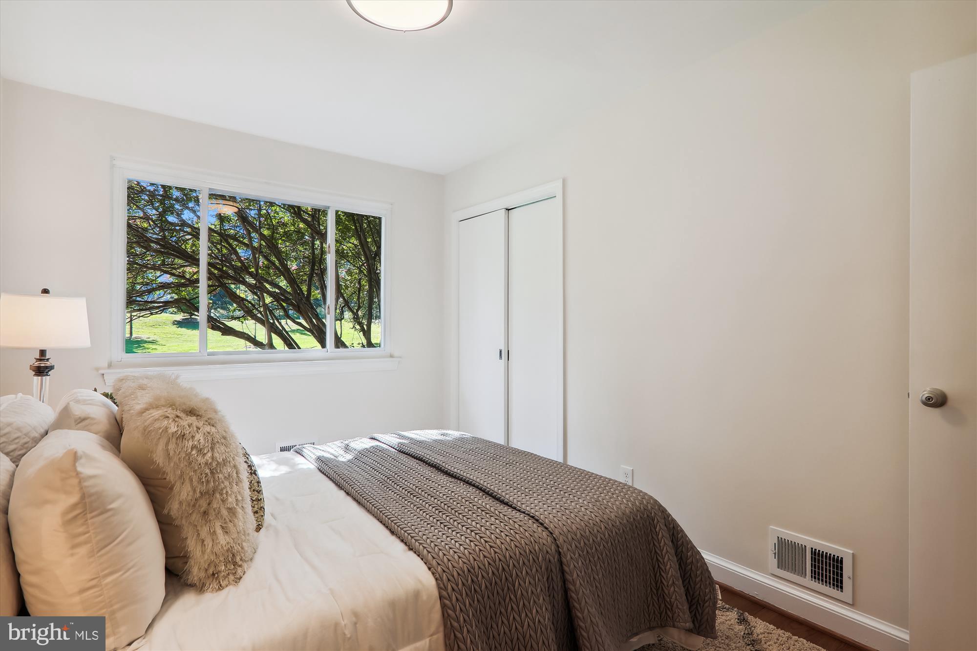 WOODSIDE PARK - Residential