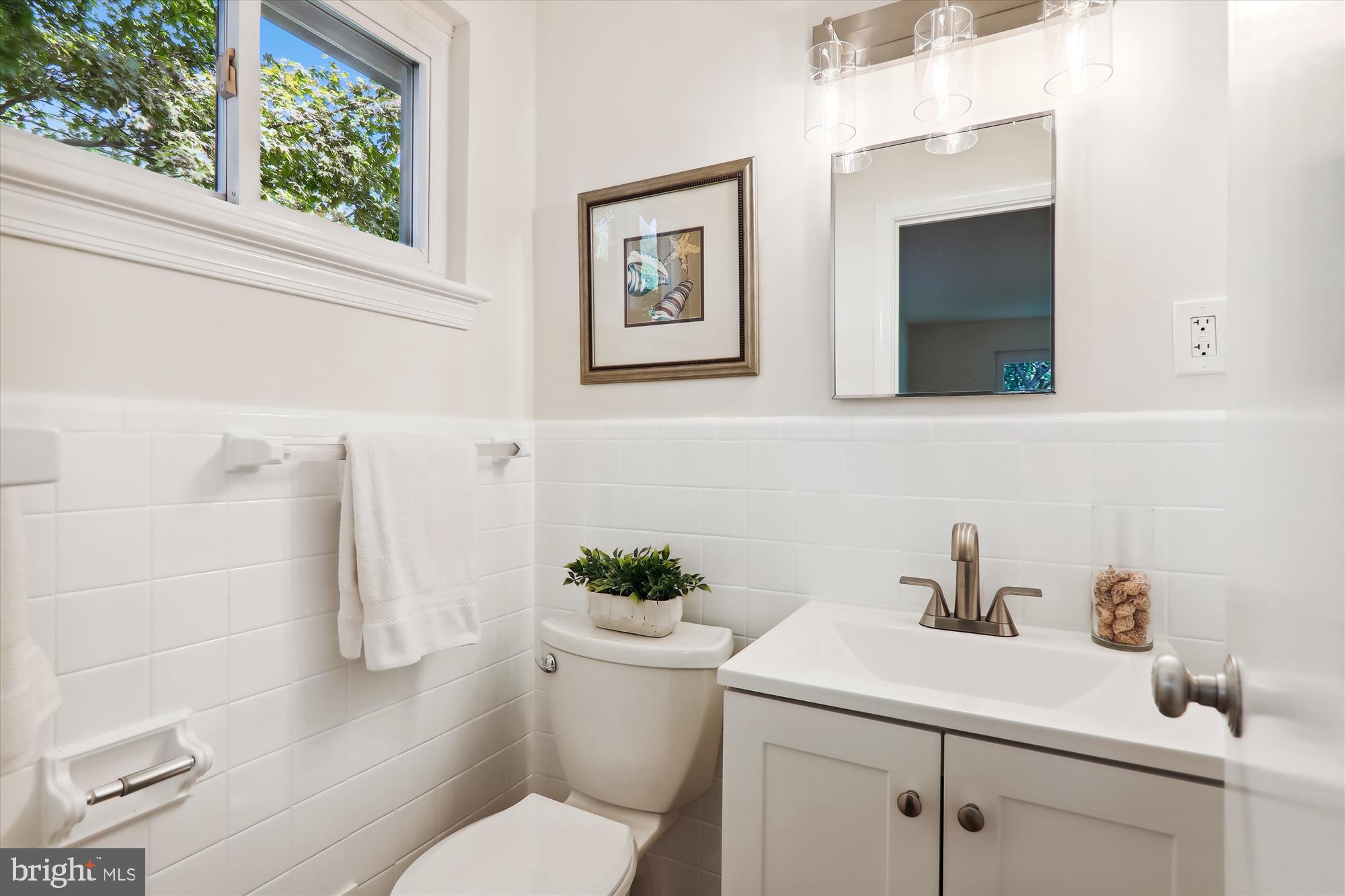 WOODSIDE PARK - Residential