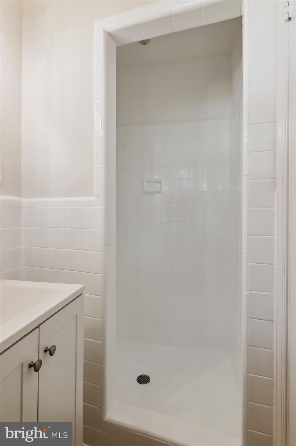 WOODSIDE PARK - Residential