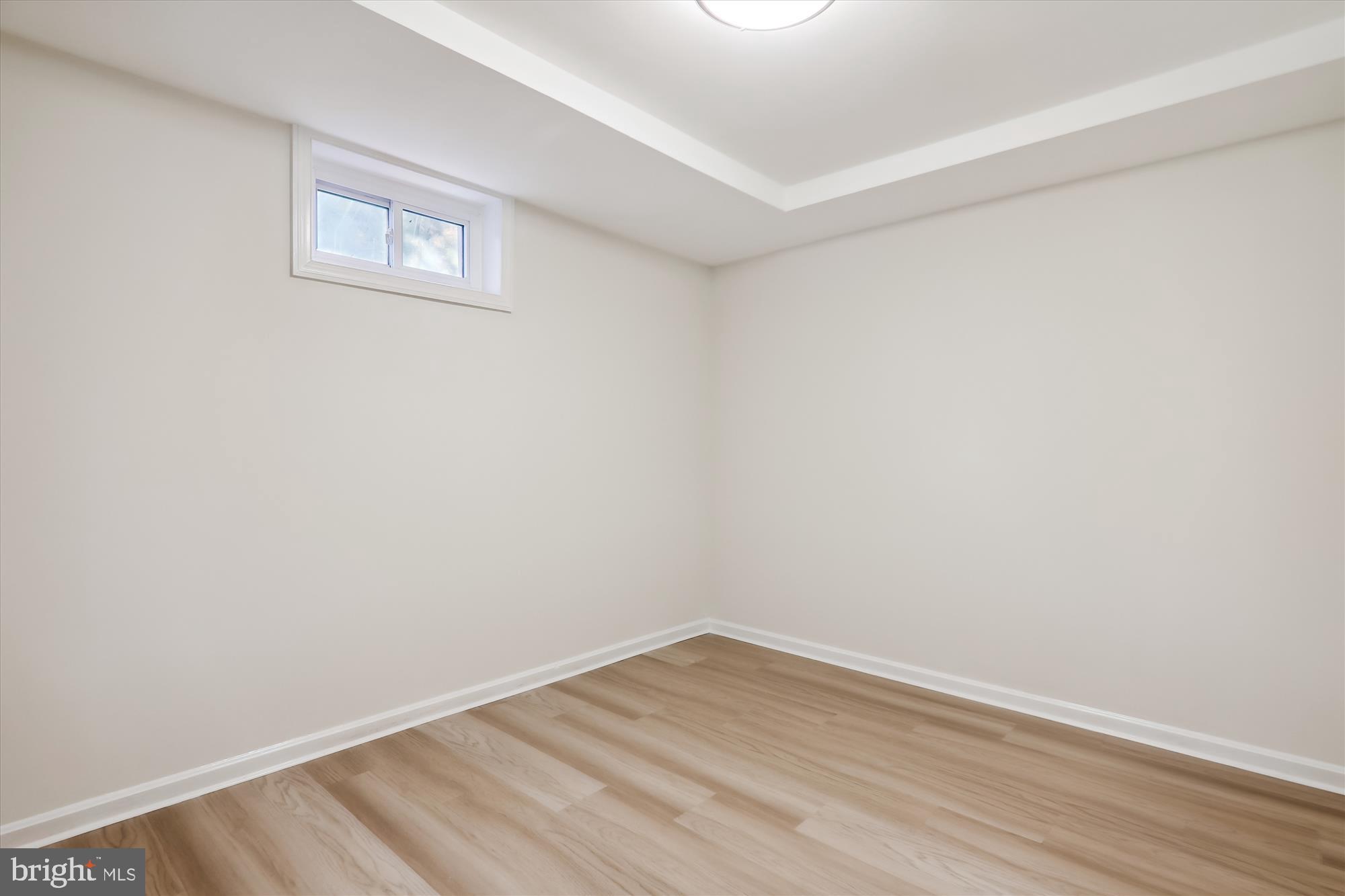 WOODSIDE PARK - Residential