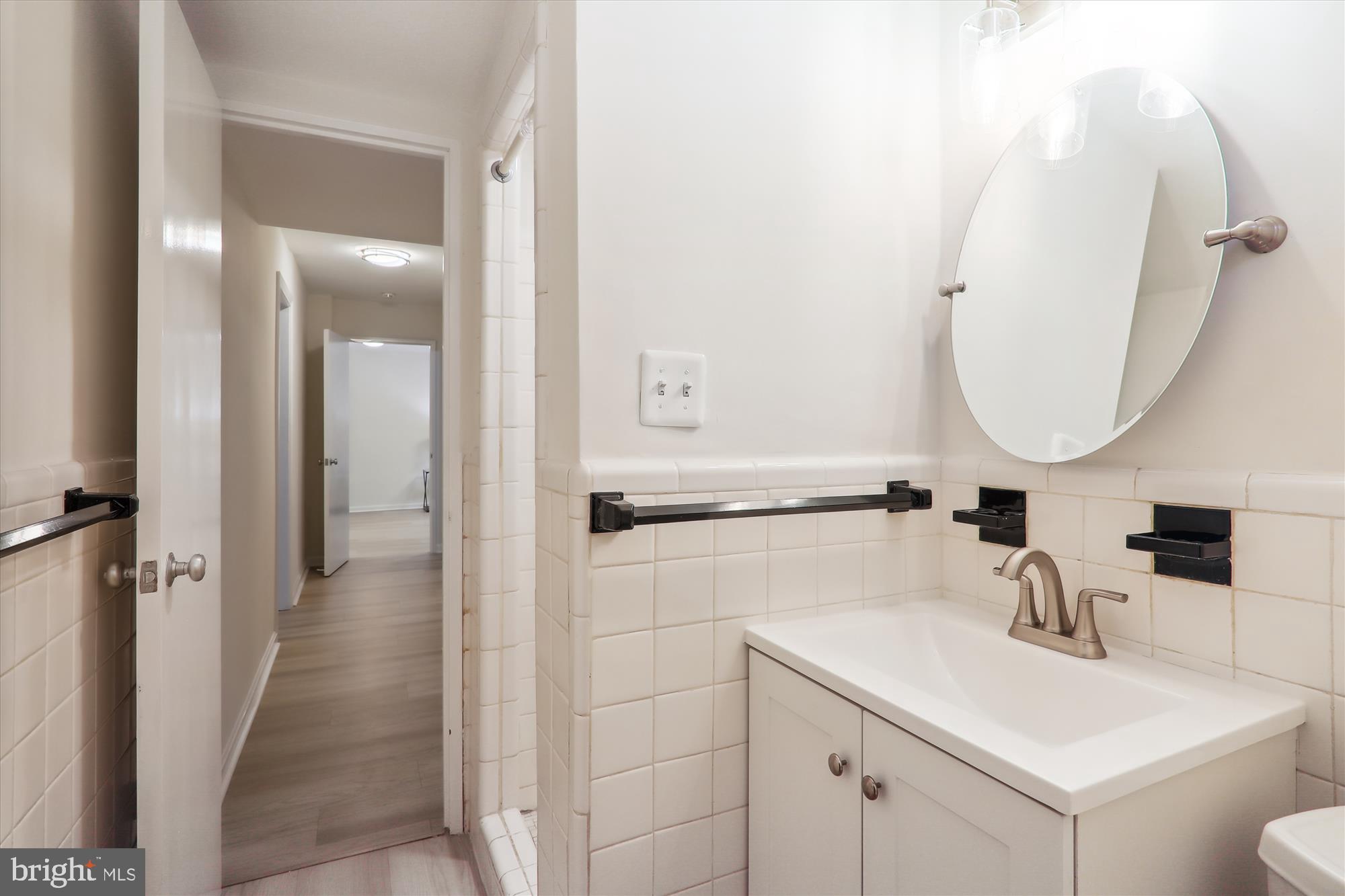 WOODSIDE PARK - Residential