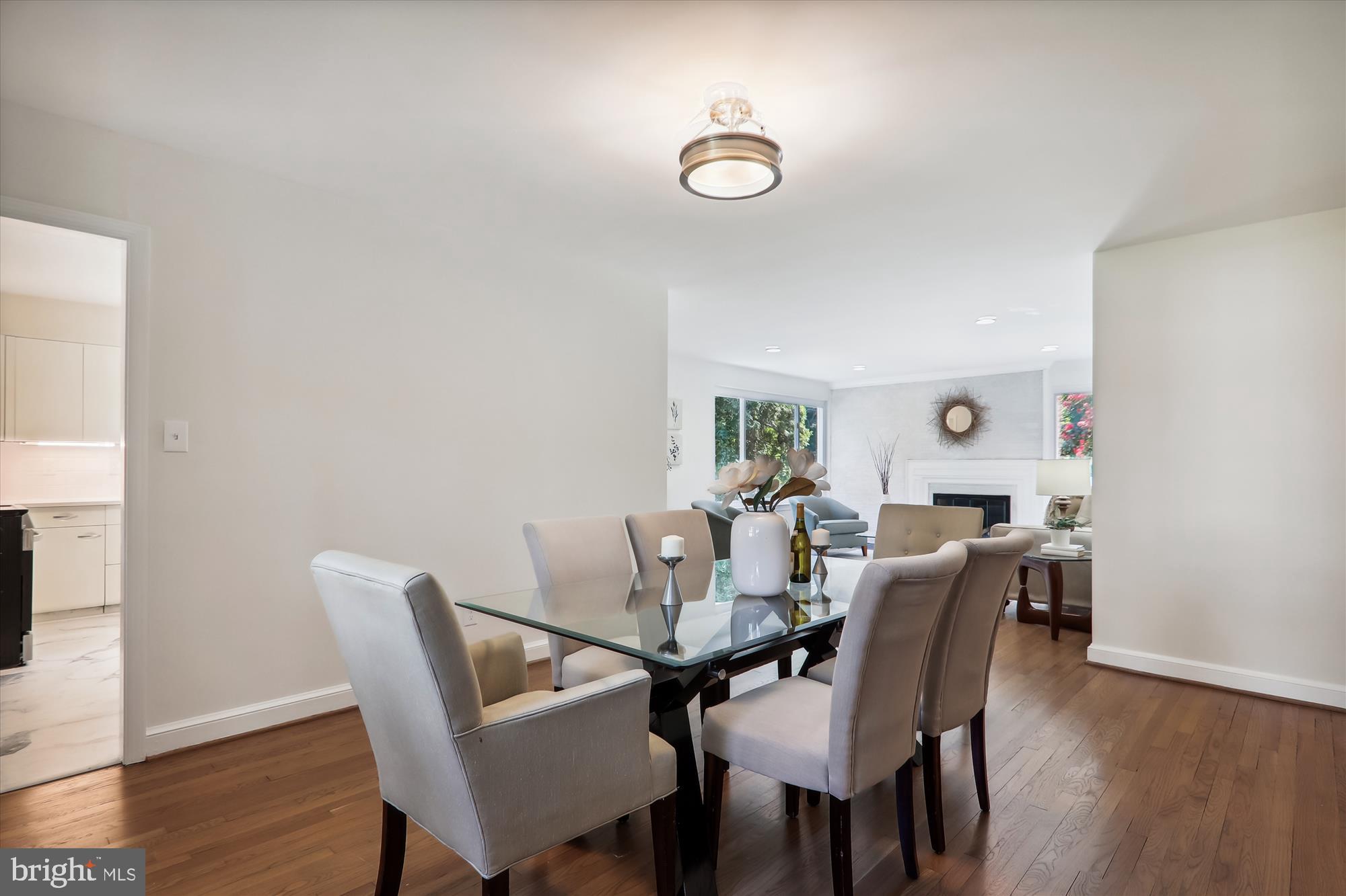 WOODSIDE PARK - Residential