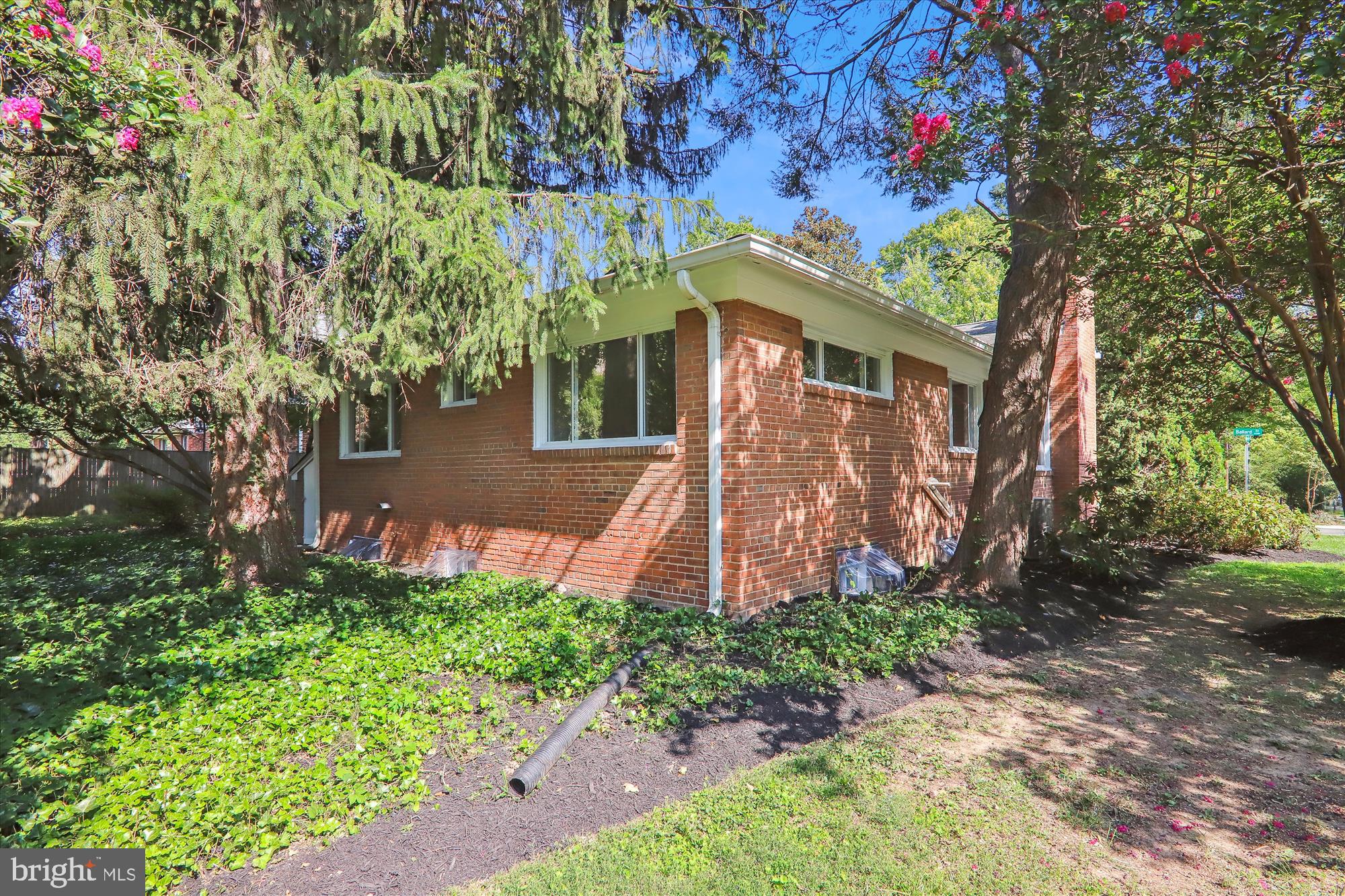 WOODSIDE PARK - Residential