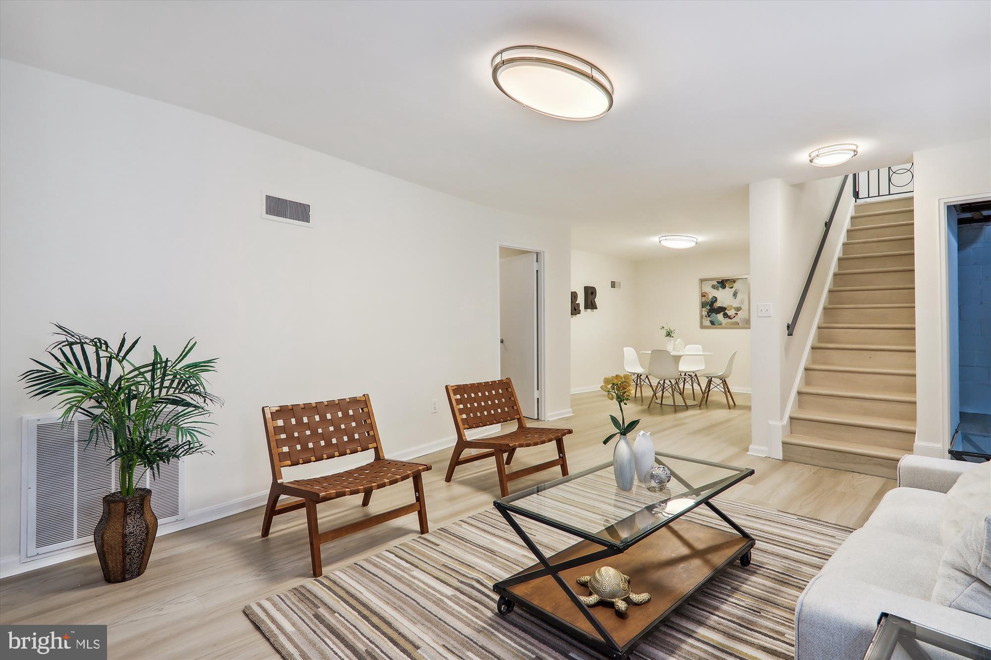 WOODSIDE PARK - Residential