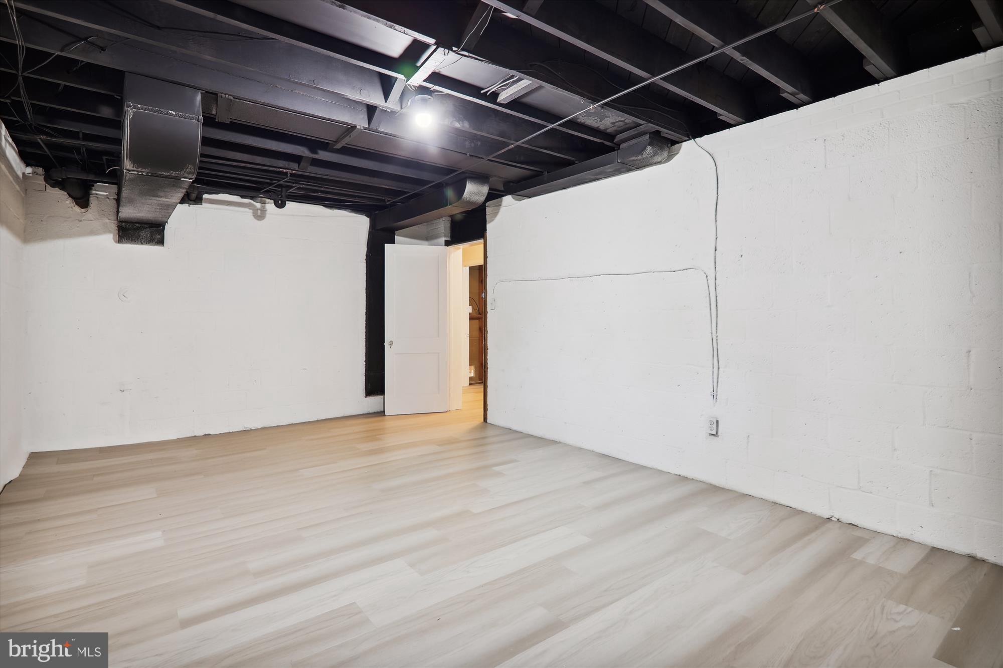 WOODSIDE PARK - Residential