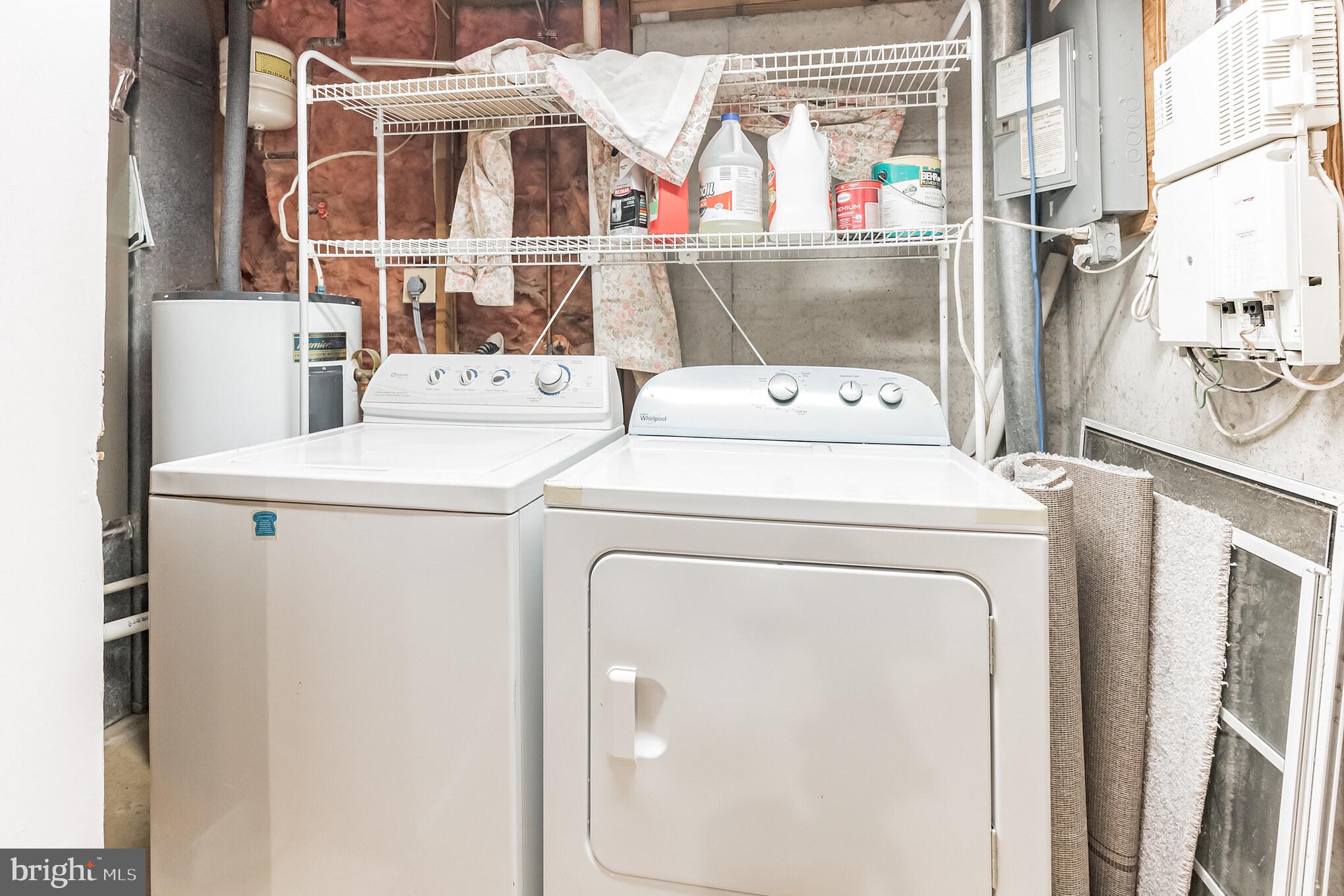 VALLEY STREAM ESTATES - Residential