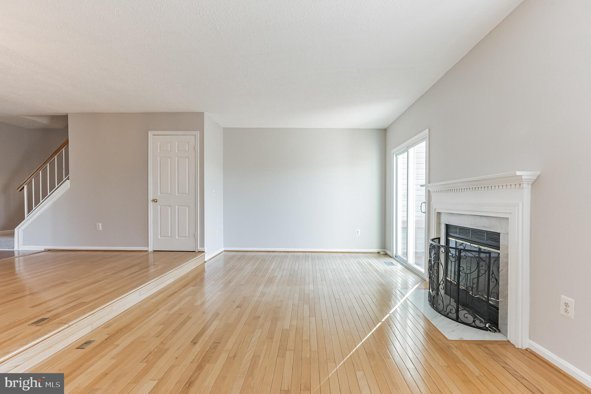 VALLEY STREAM ESTATES - Residential