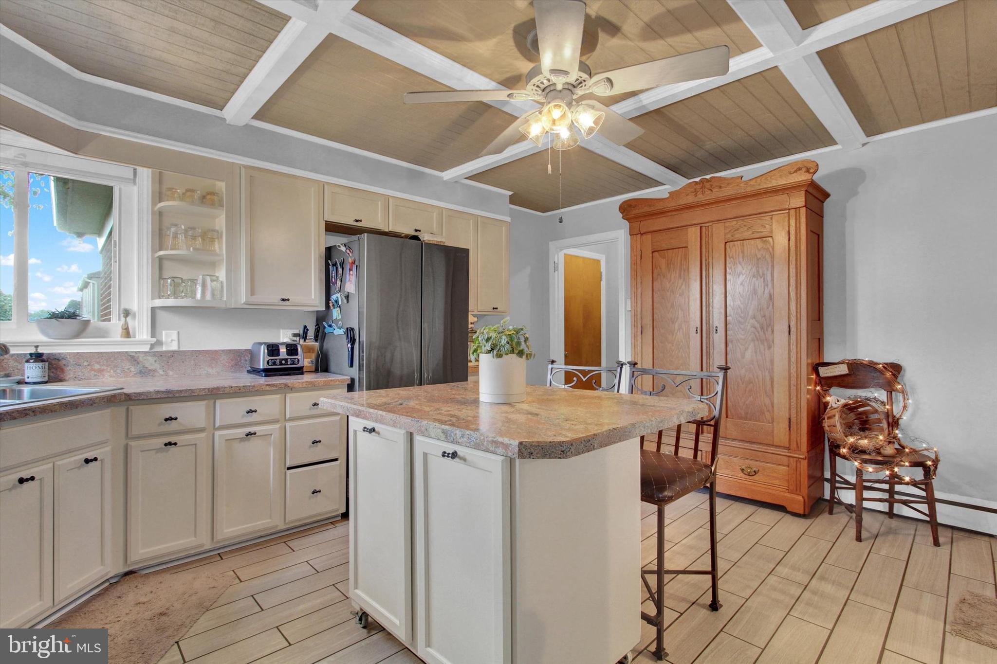 EASTLAND HILLS - Residential