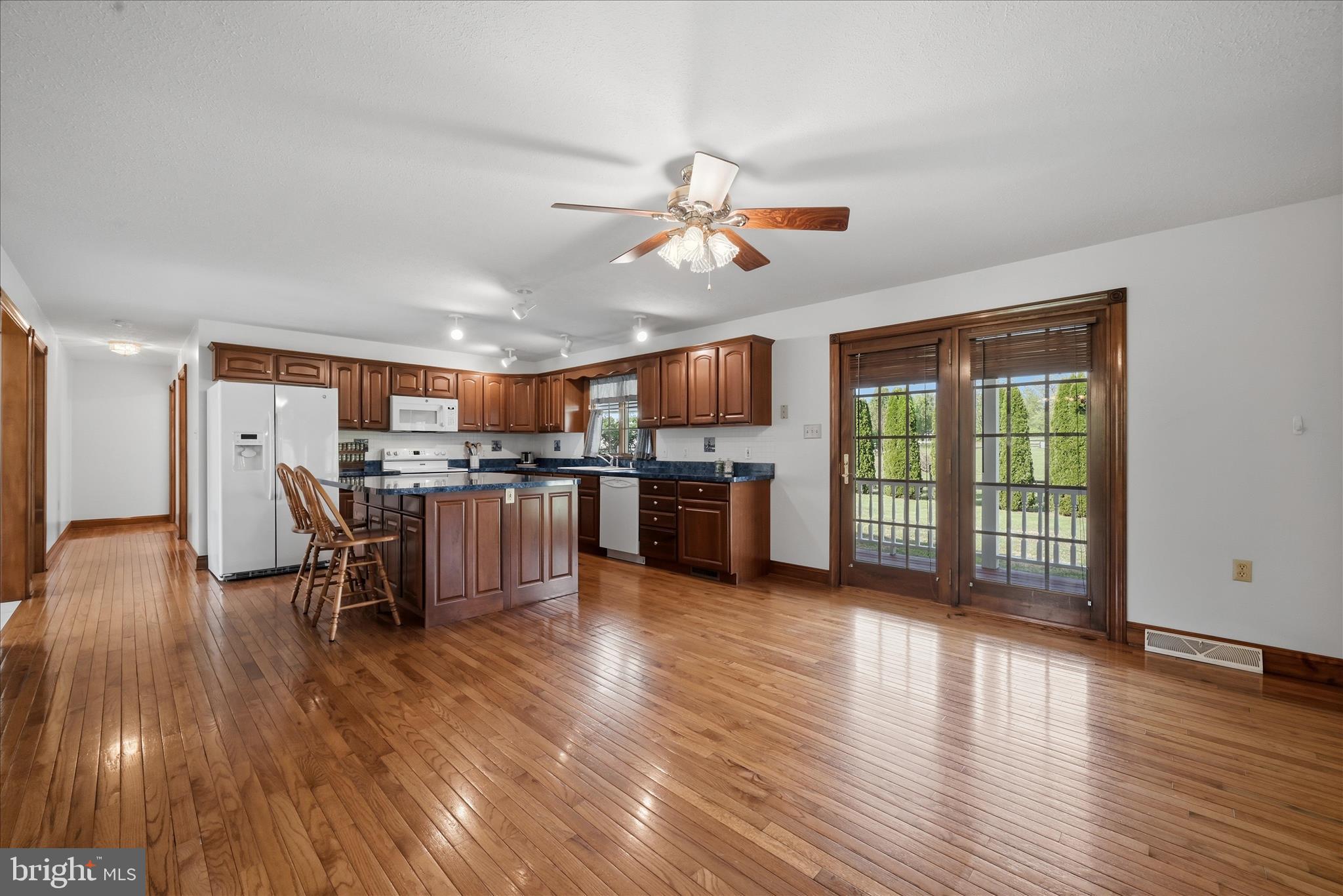 QUAIL MEADOWS - Residential
