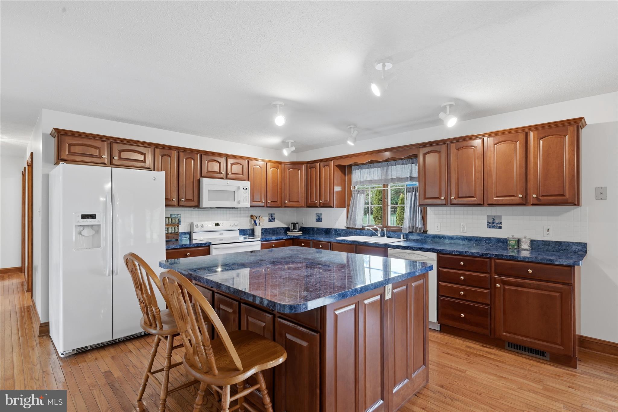 QUAIL MEADOWS - Residential