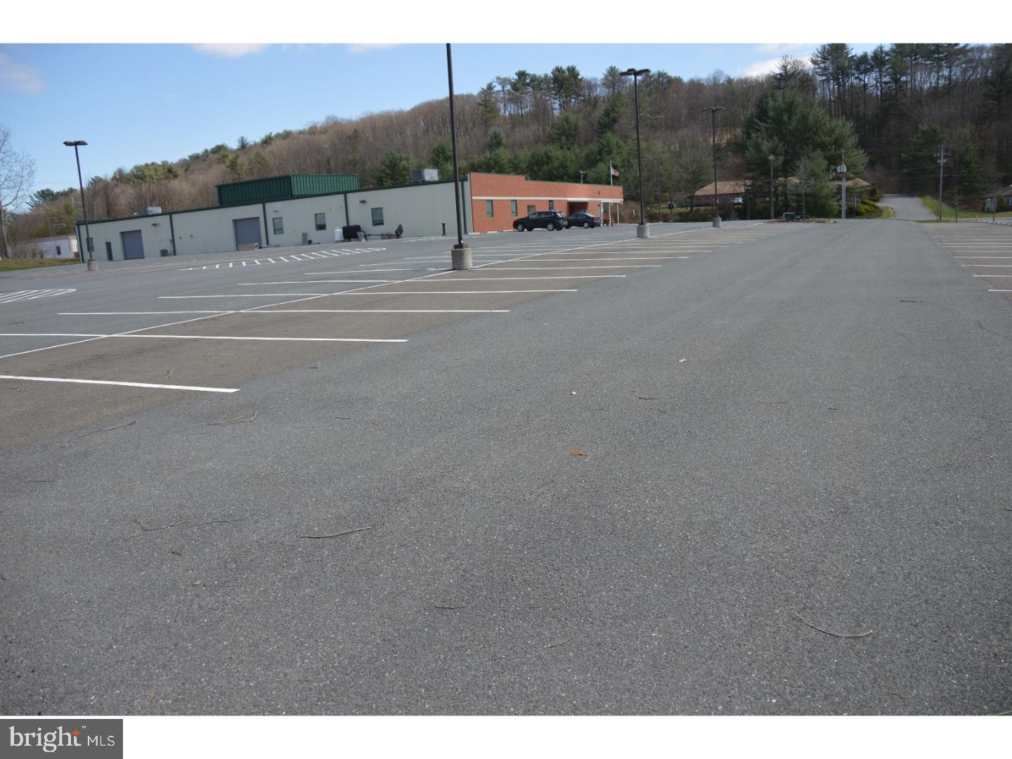 POTTSVILLE - Commercial Sale