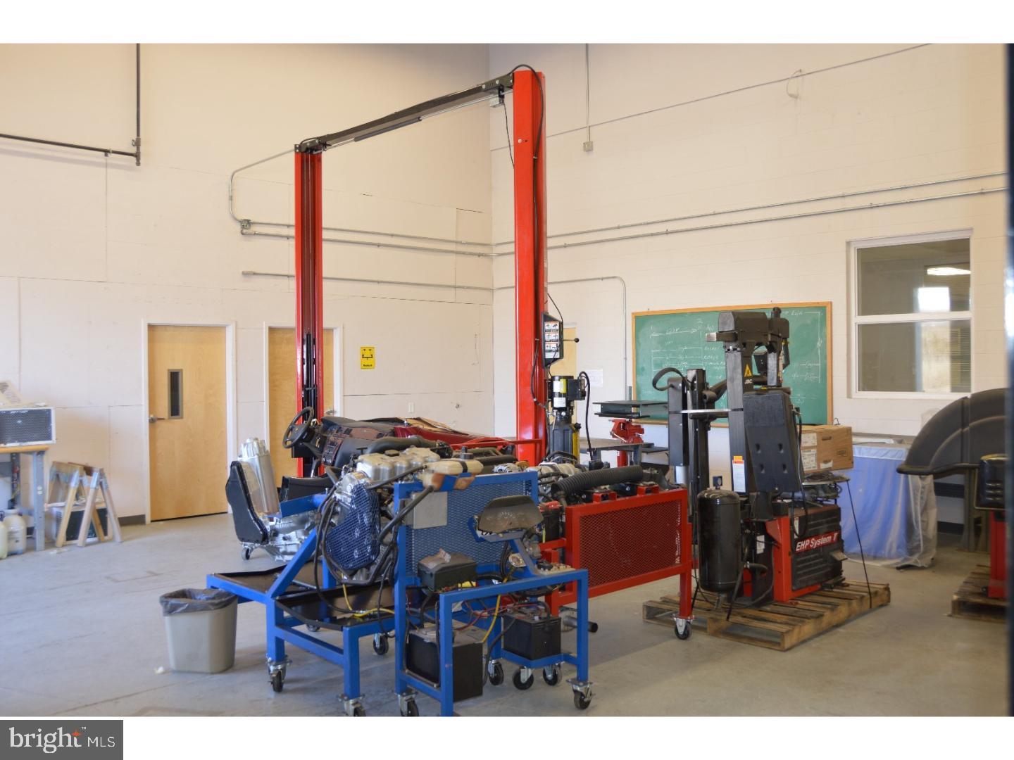 POTTSVILLE - Commercial Sale