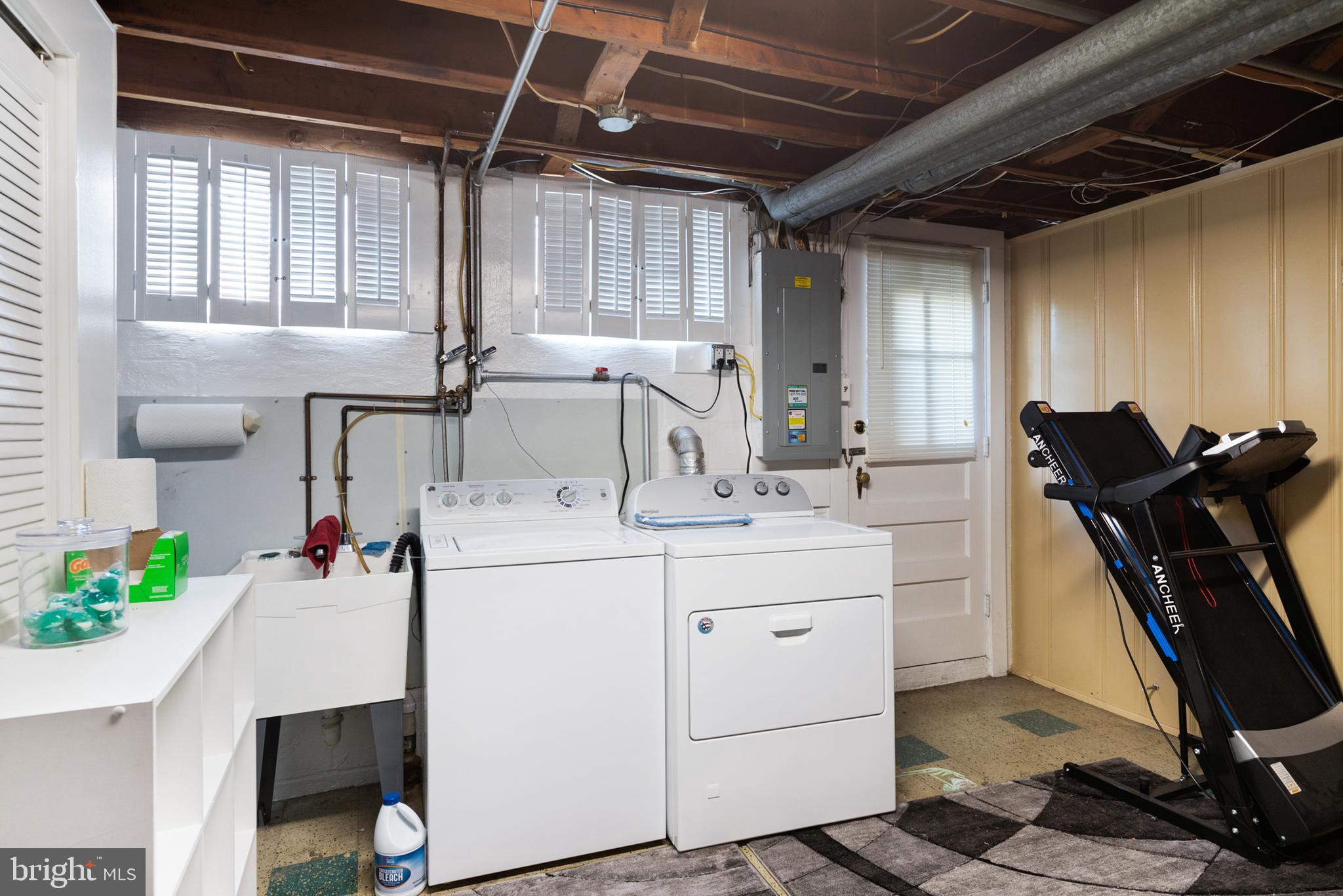 EASTFIELD - Residential