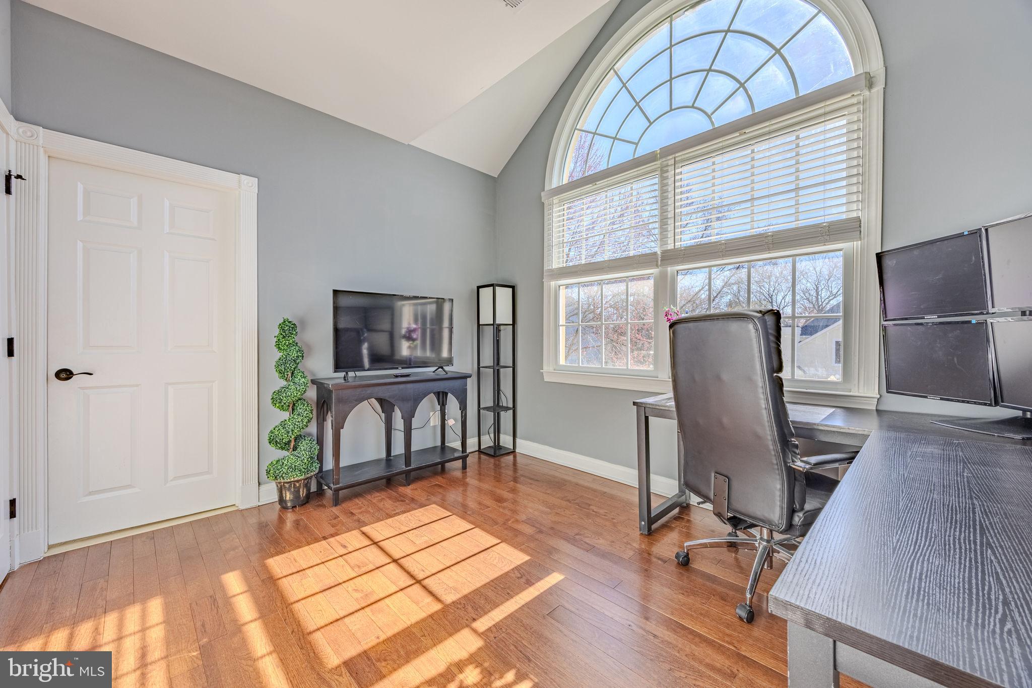 LAKE MANASSAS - Residential