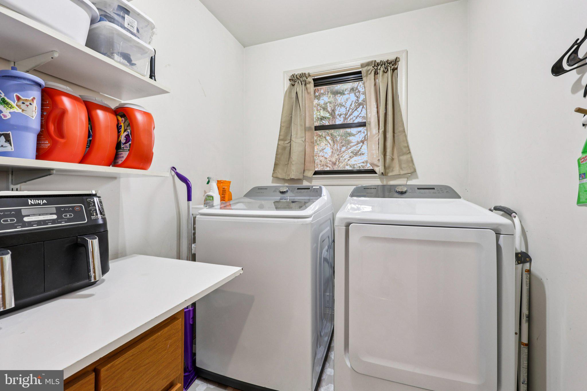 LAKE WILDERNESS - Residential