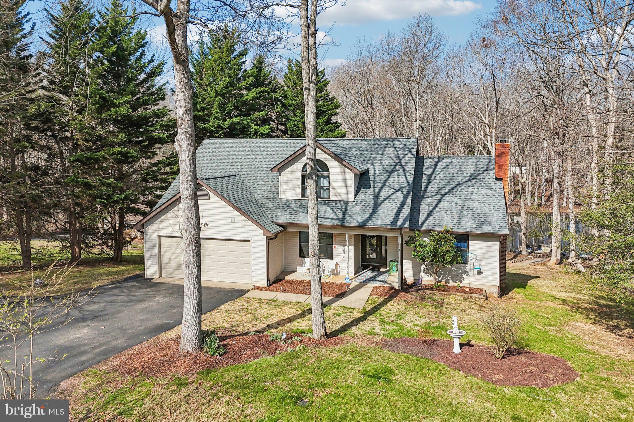 LAKE WILDERNESS - Residential