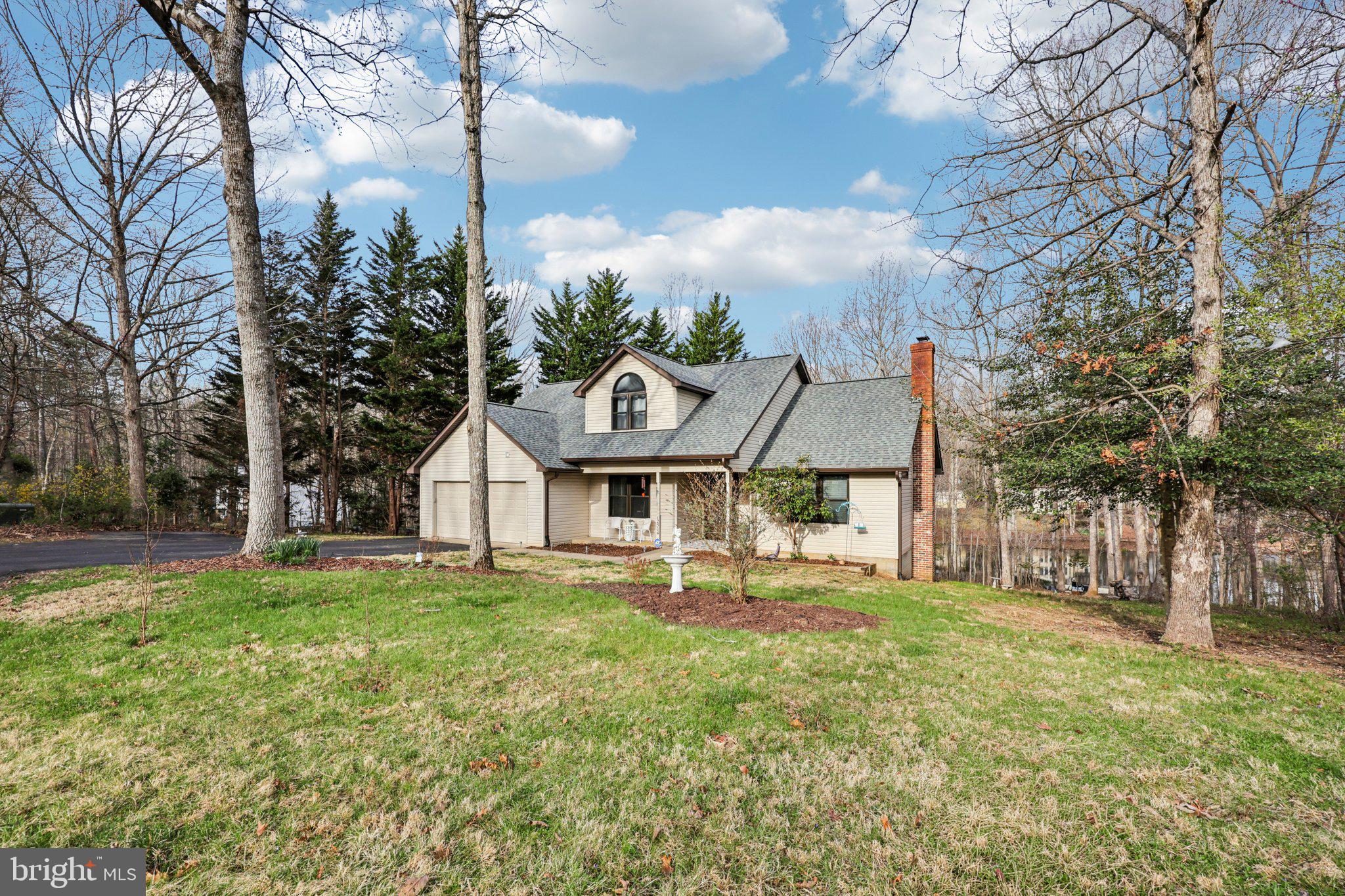 LAKE WILDERNESS - Residential