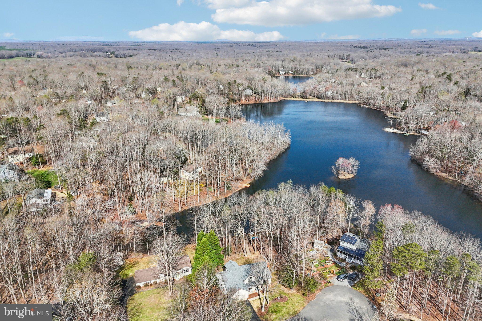 LAKE WILDERNESS - Residential