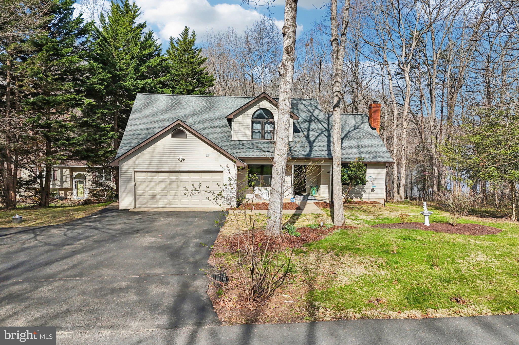 LAKE WILDERNESS - Residential