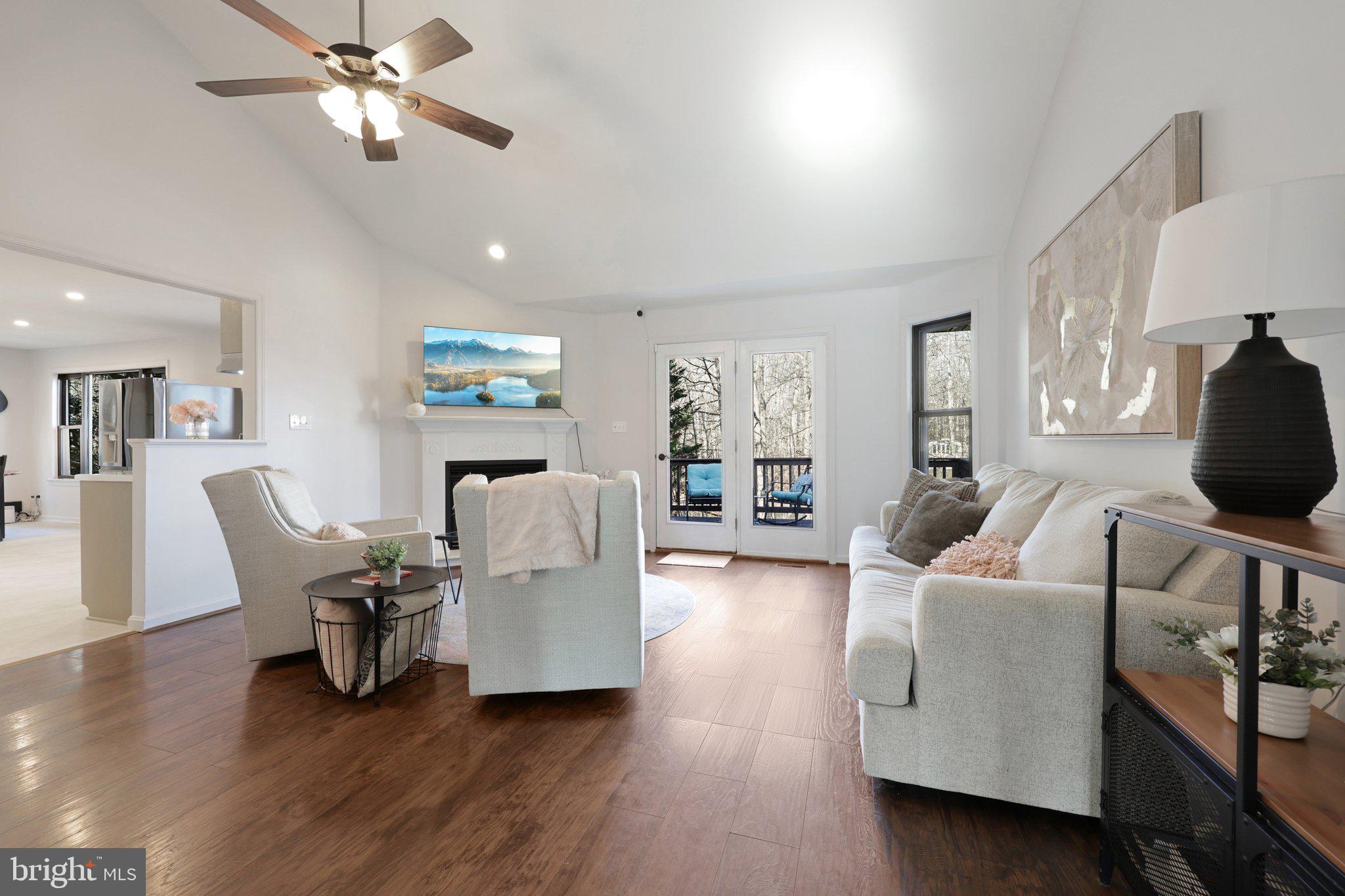 LAKE WILDERNESS - Residential