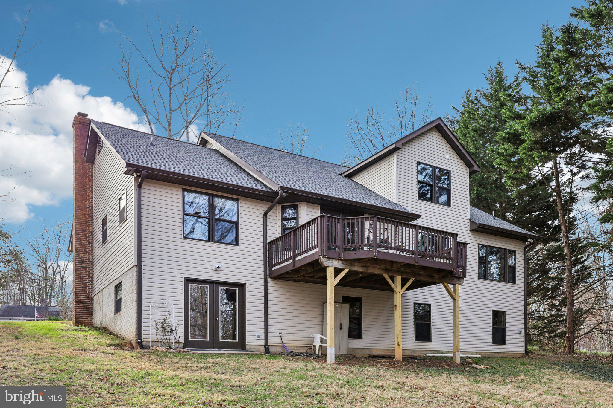 LAKE WILDERNESS - Residential