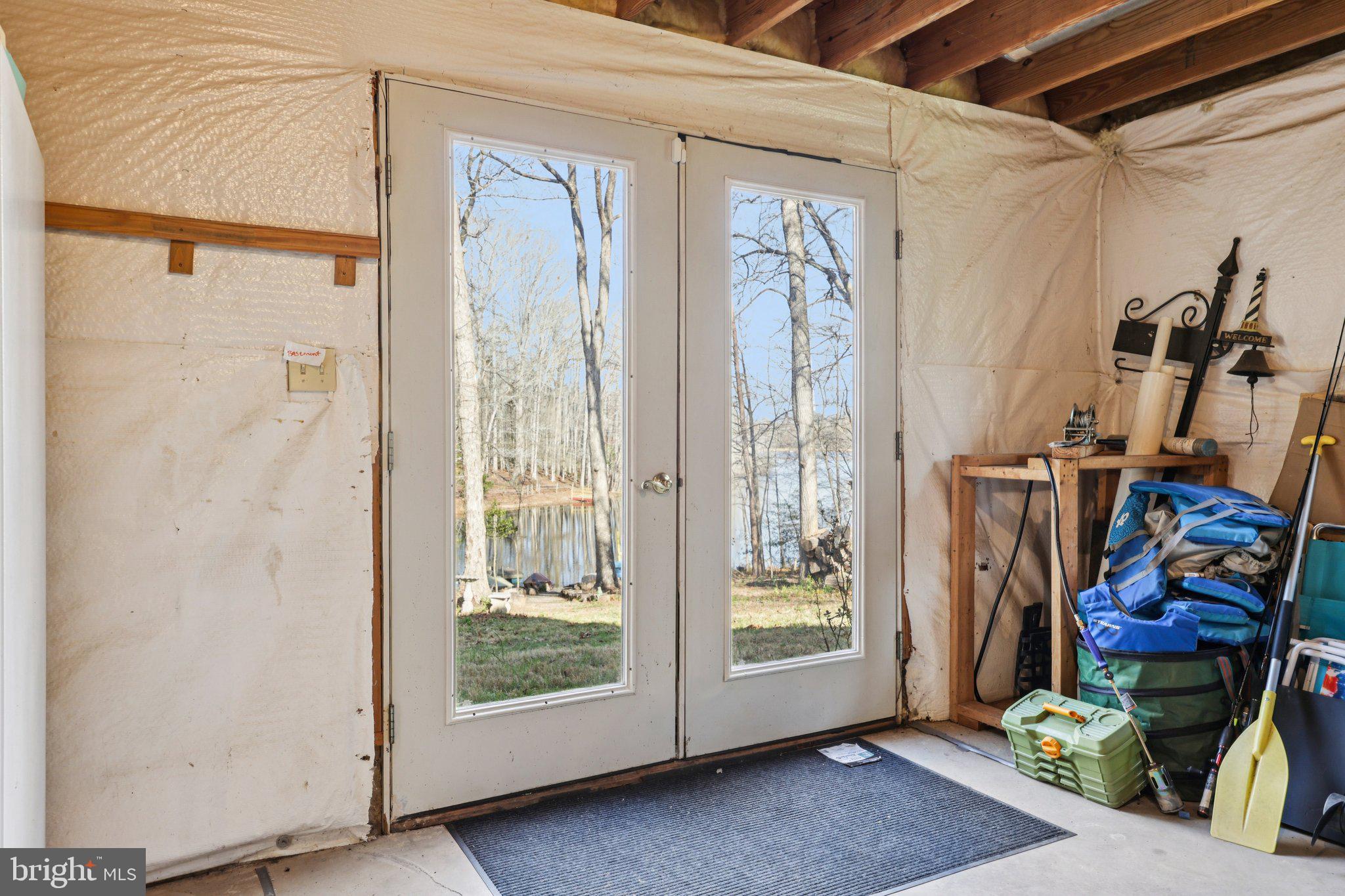 LAKE WILDERNESS - Residential