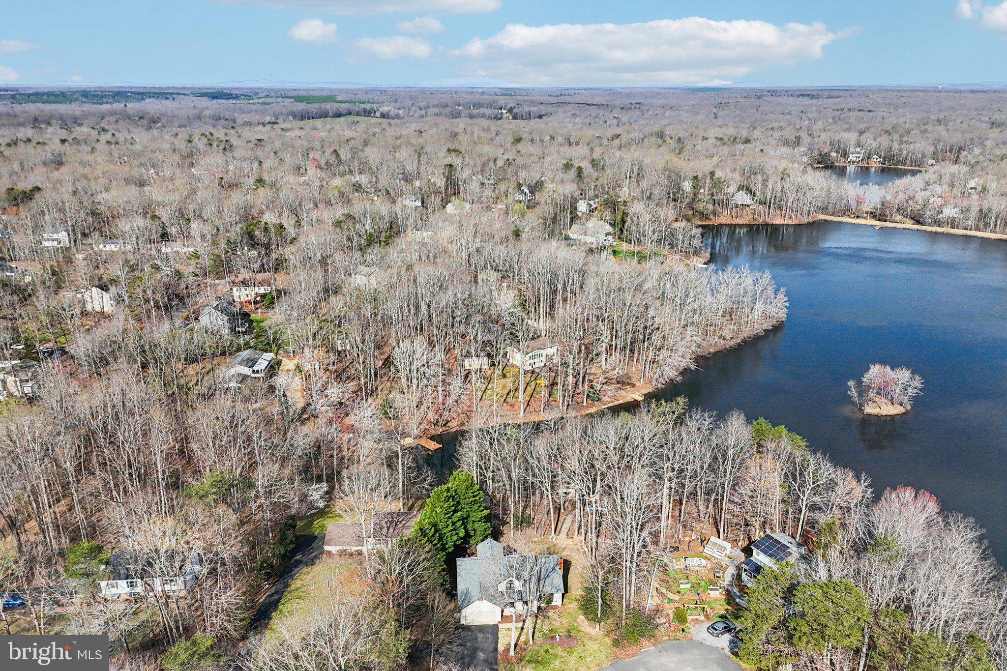 LAKE WILDERNESS - Residential