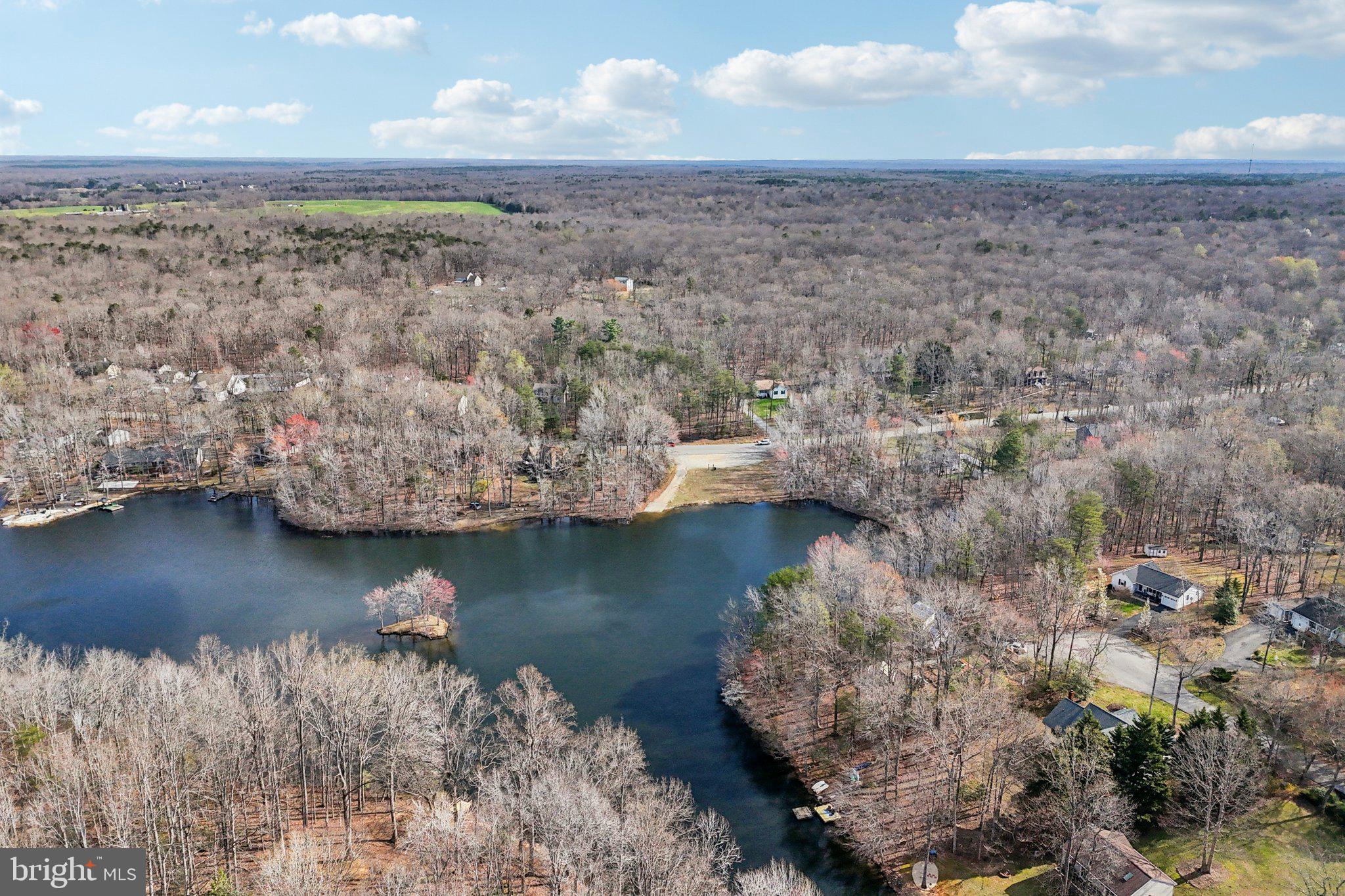 LAKE WILDERNESS - Residential