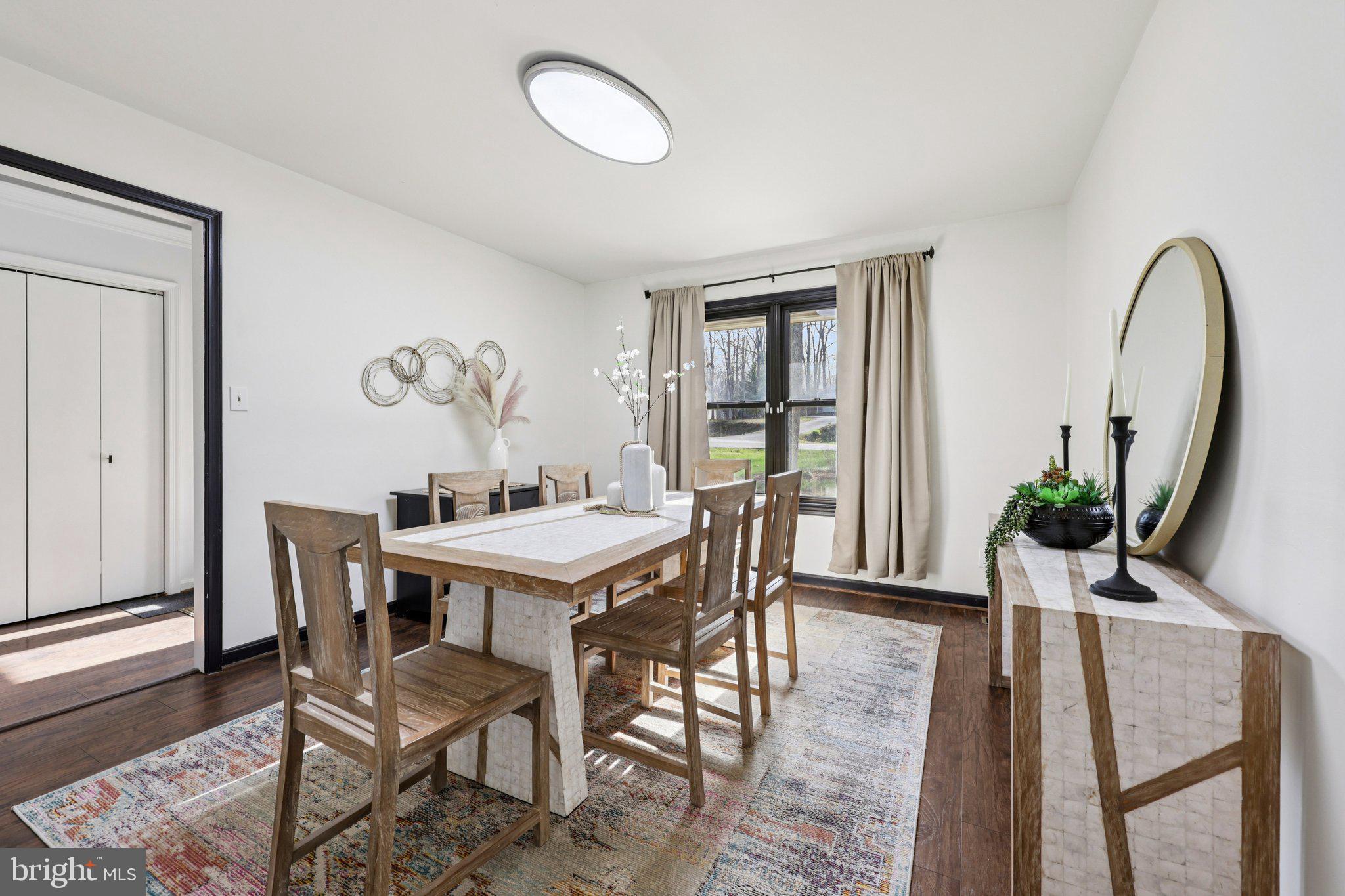 LAKE WILDERNESS - Residential