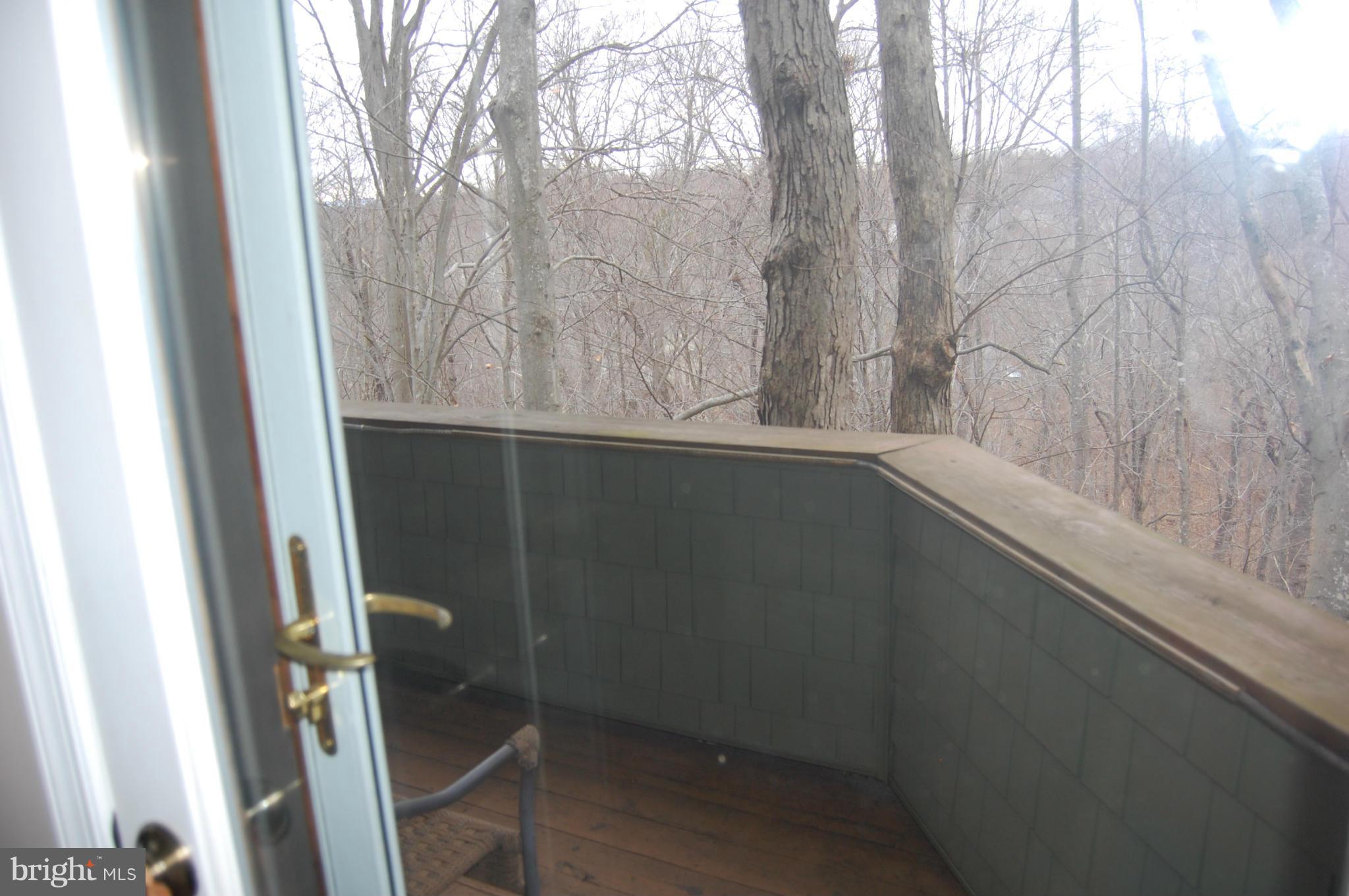 RIVERRUN CONDOS - Residential