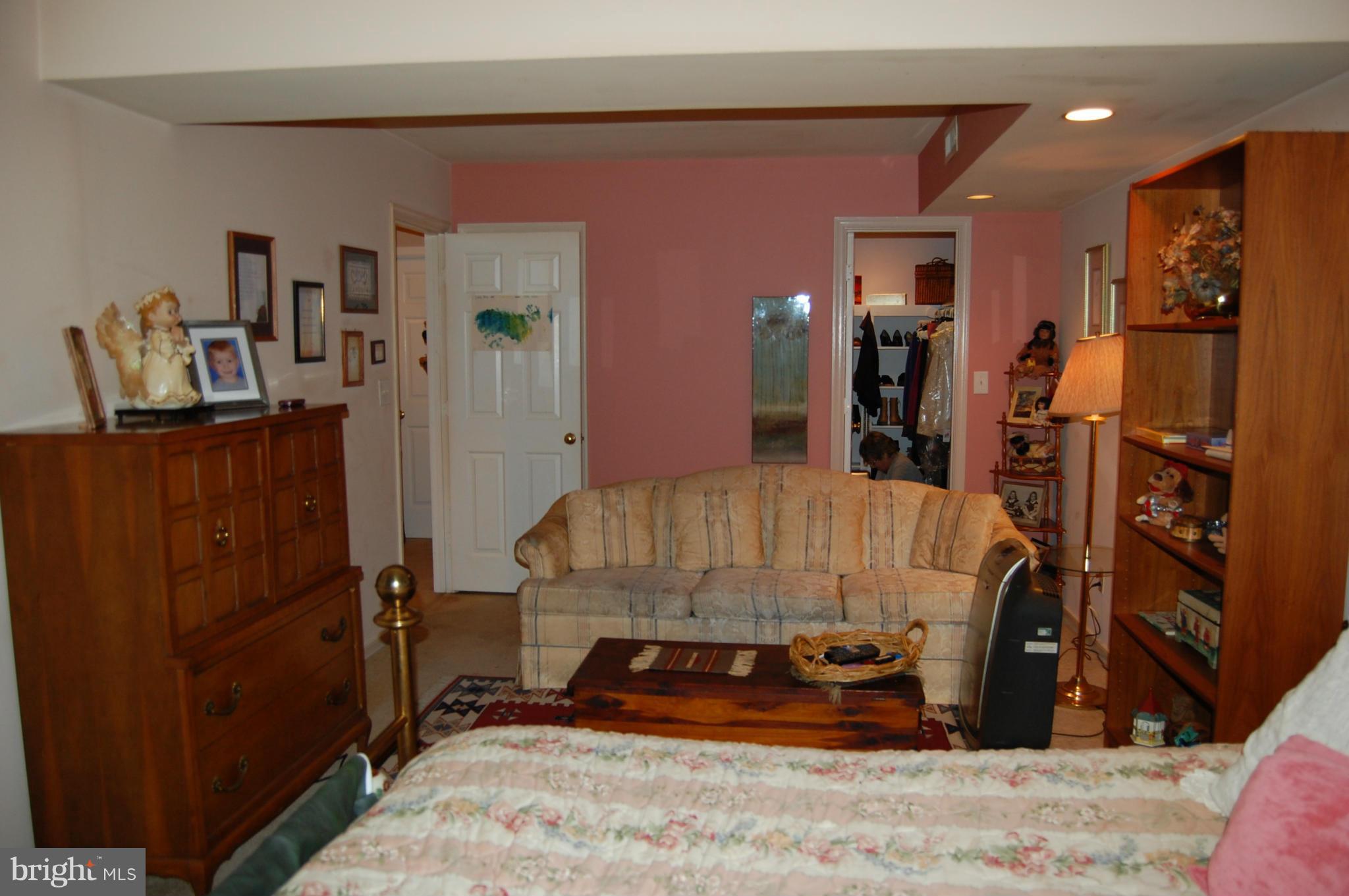 RIVERRUN CONDOS - Residential