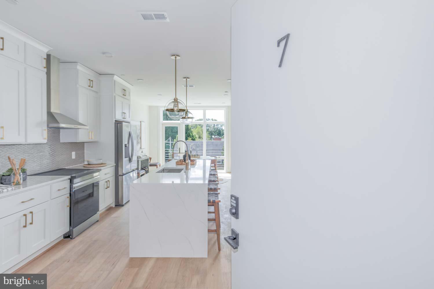 4347 HARRISON STREET NW PENTHOUSE SEVEN