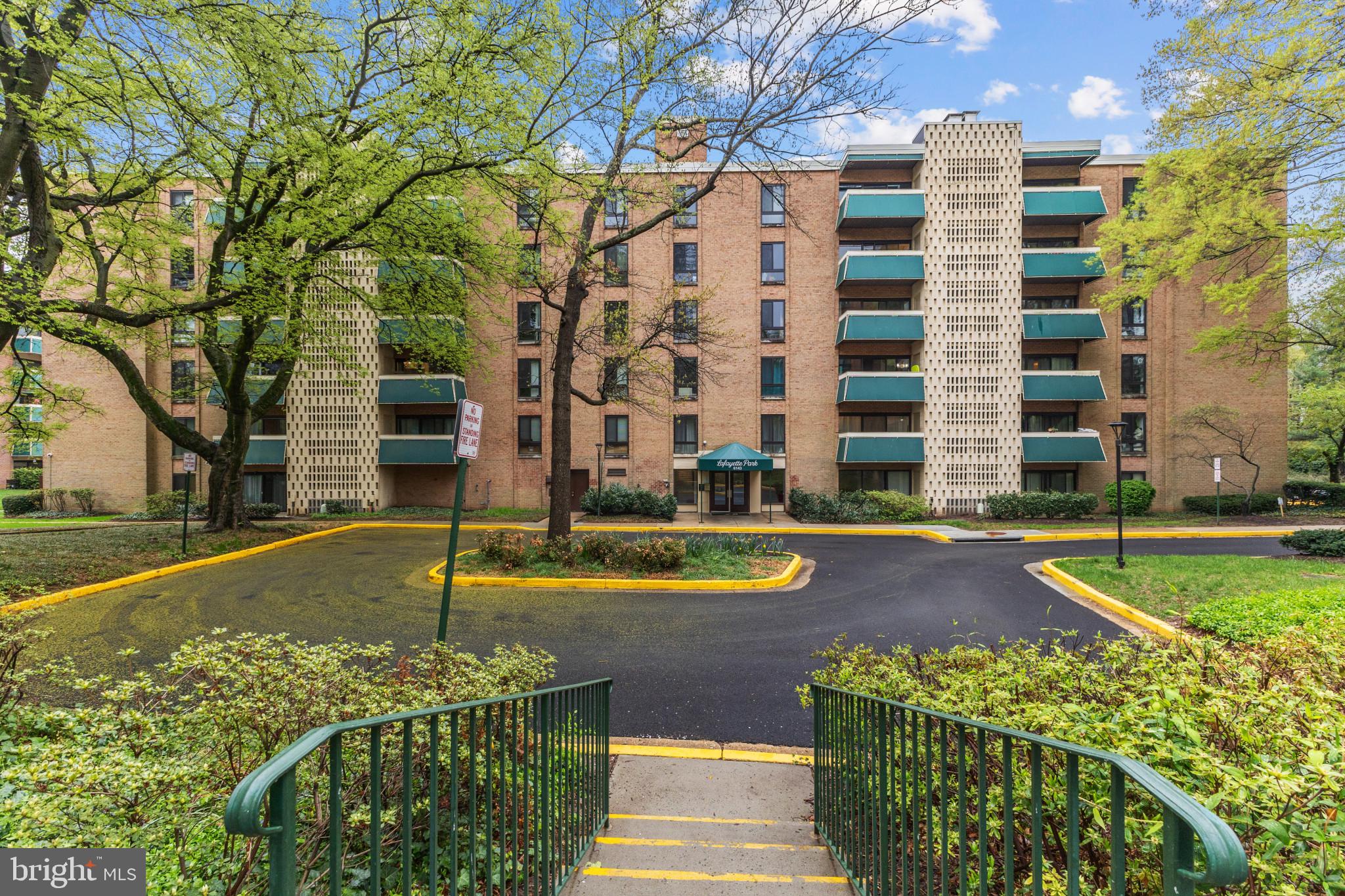 LAFAYETTE PARK CONDOMINIUM - Residential